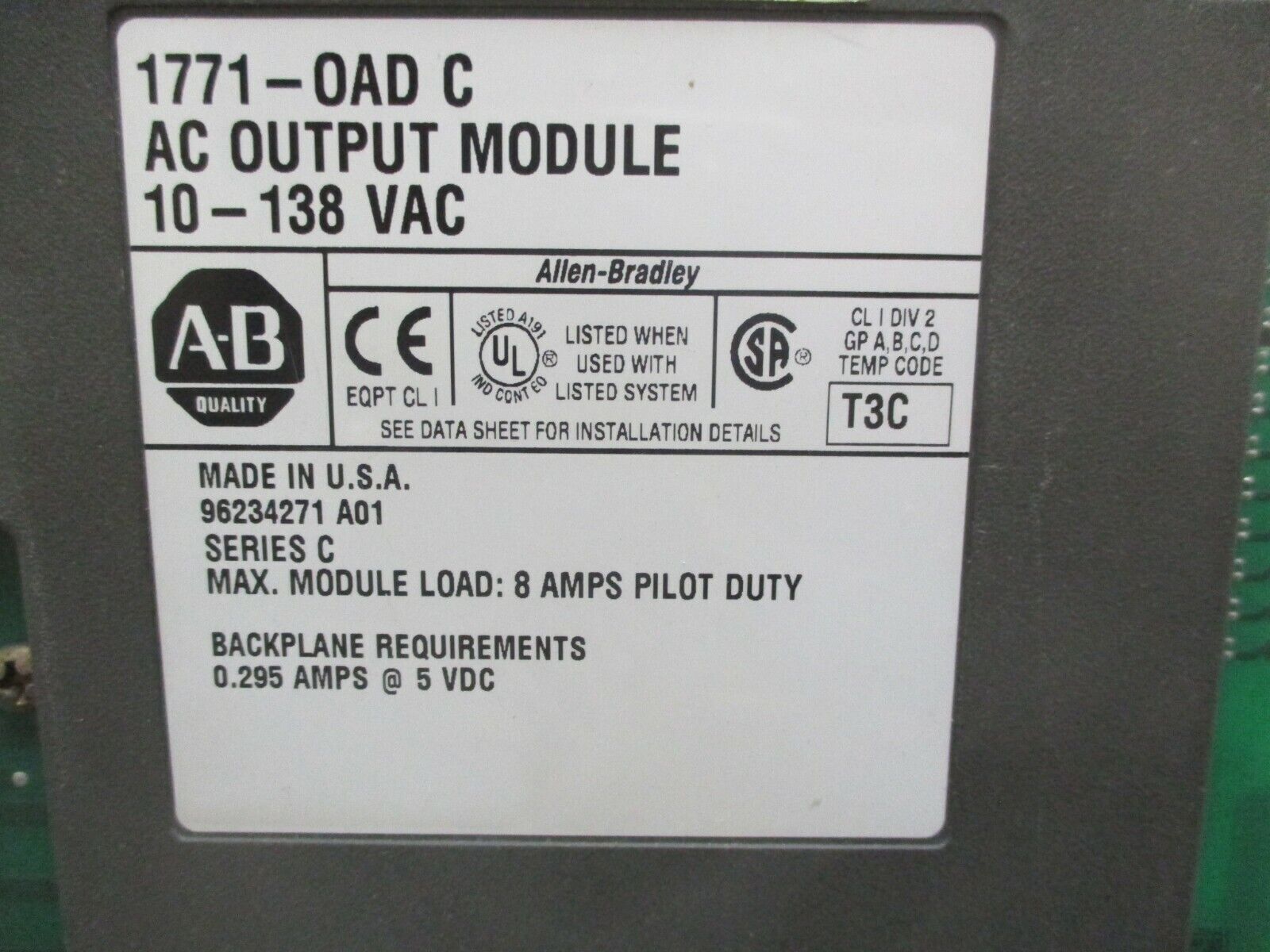 Allen-Bradley AC Output Module 1771-OAD C Ser. C 10-138VAC Used