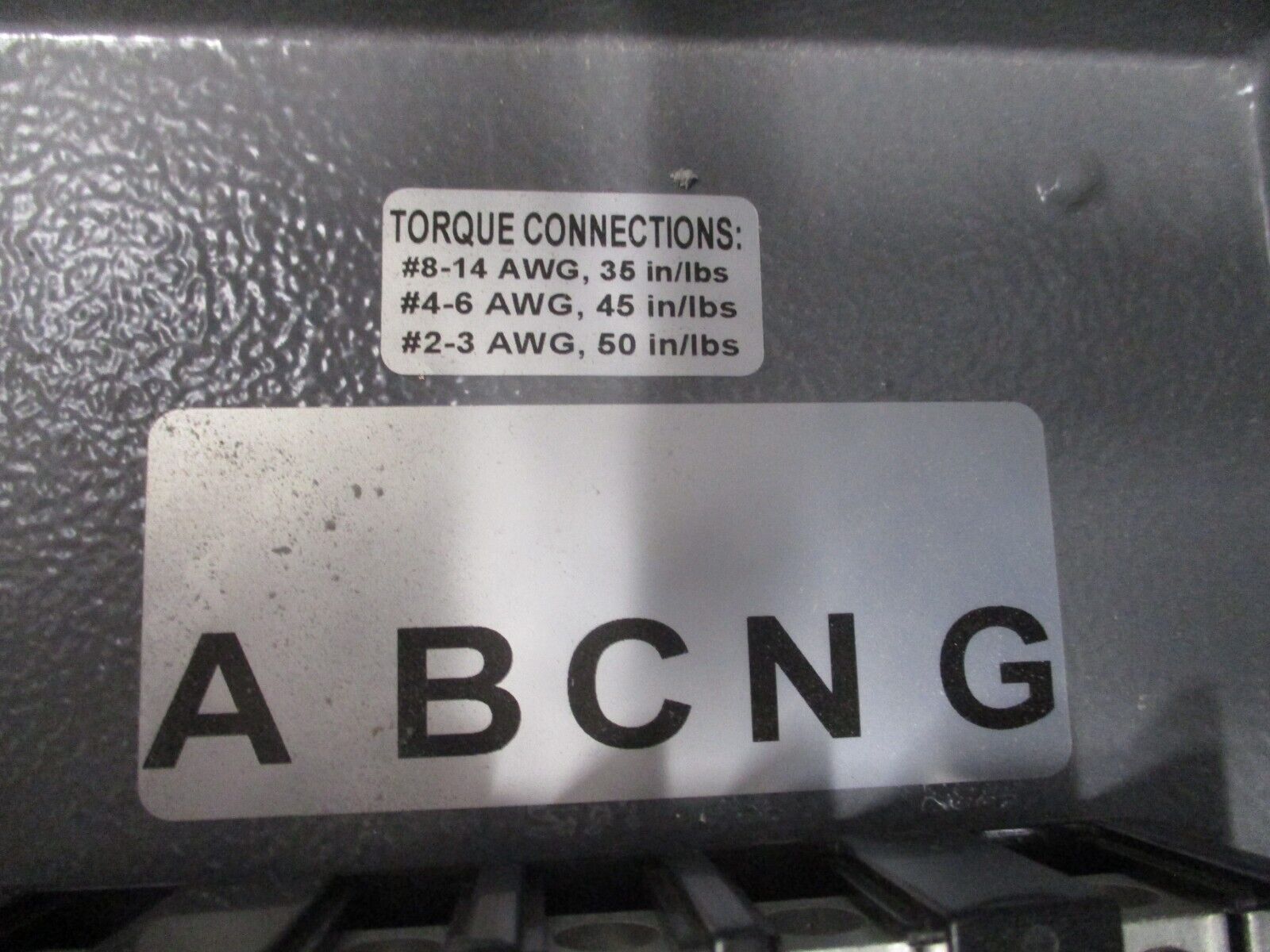 Liebert LM Series Surge Suppressor LM100120YANCE 120/208V 3Ph 4W+G 50/60Hz