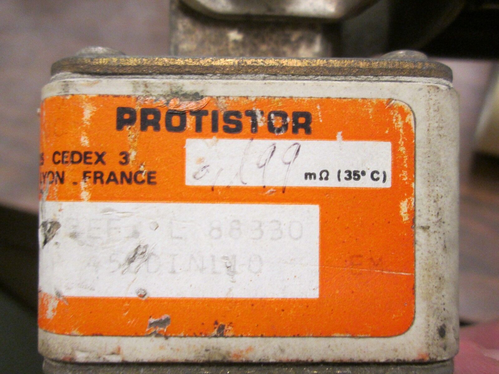 Ferraz Fuse w/ Fuseholder 6000 C3URG 600V 450A Used