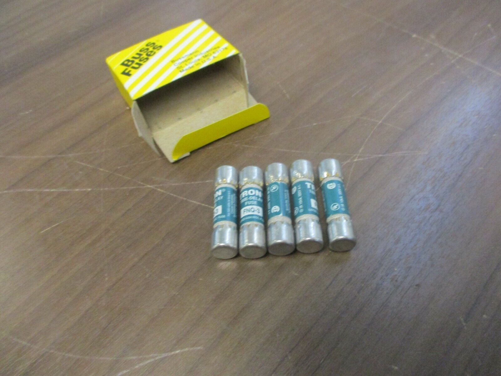 Buss Tron Fuse FNQ-3 3A 600V *Box of 5* New Surplus