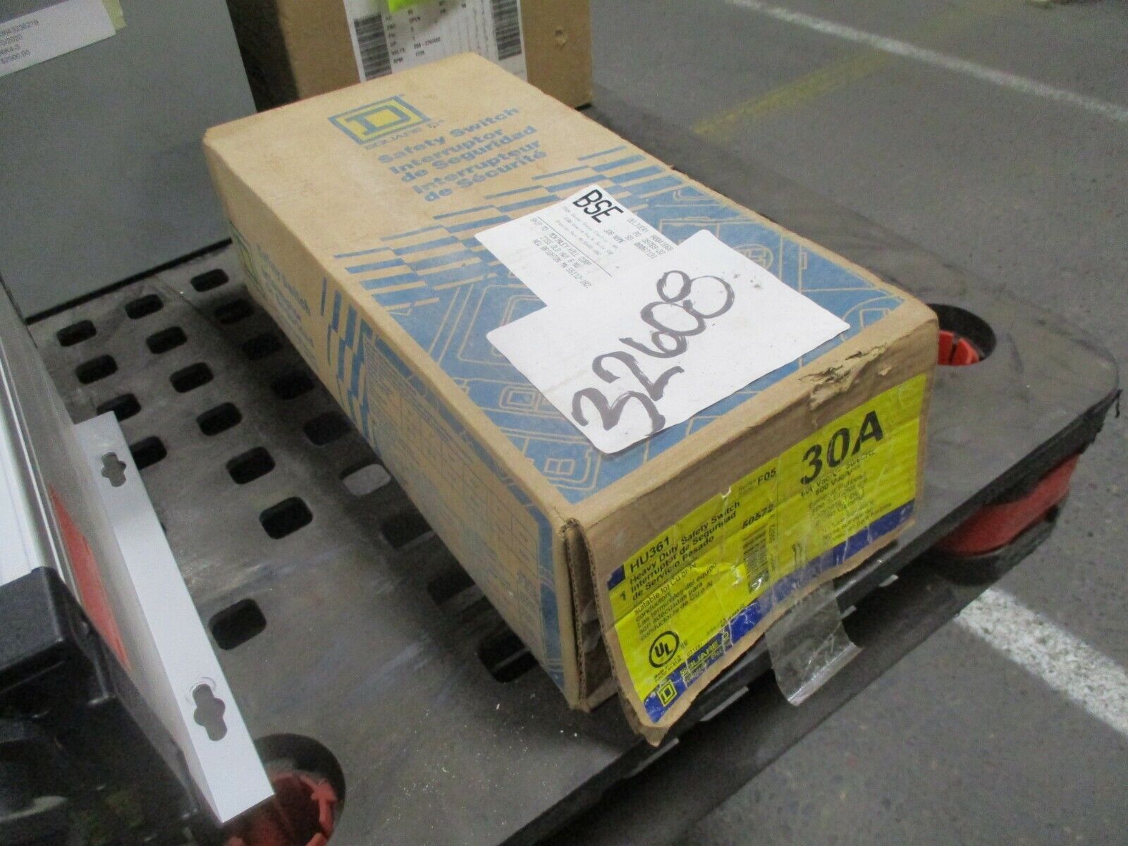 Square D Non-Fusible Safety Switch HU361 30A 600V New Surplus