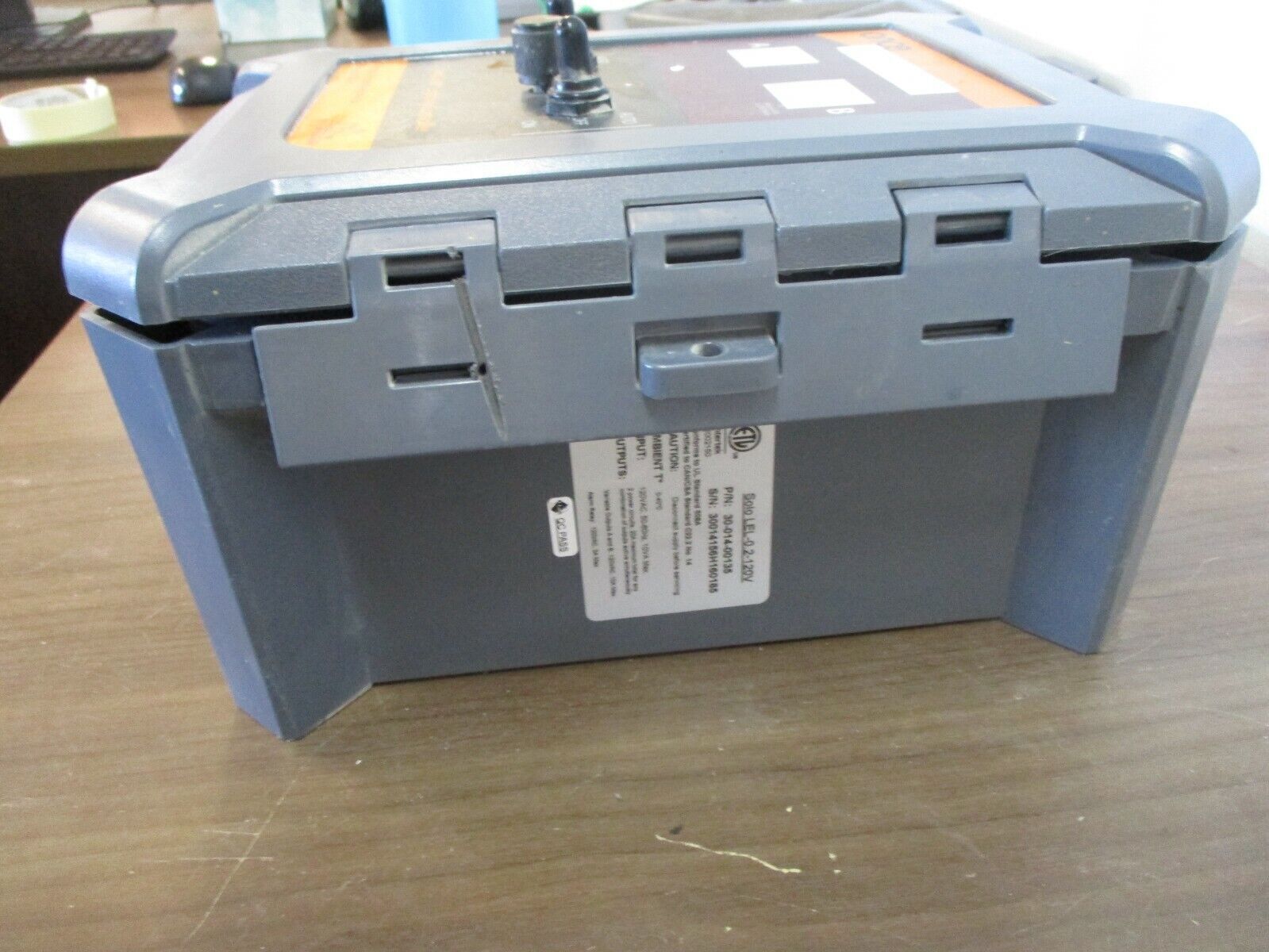 Once Solo LEL-0.2-120V AgriShift Lighting Controller 30-014-00135 Used