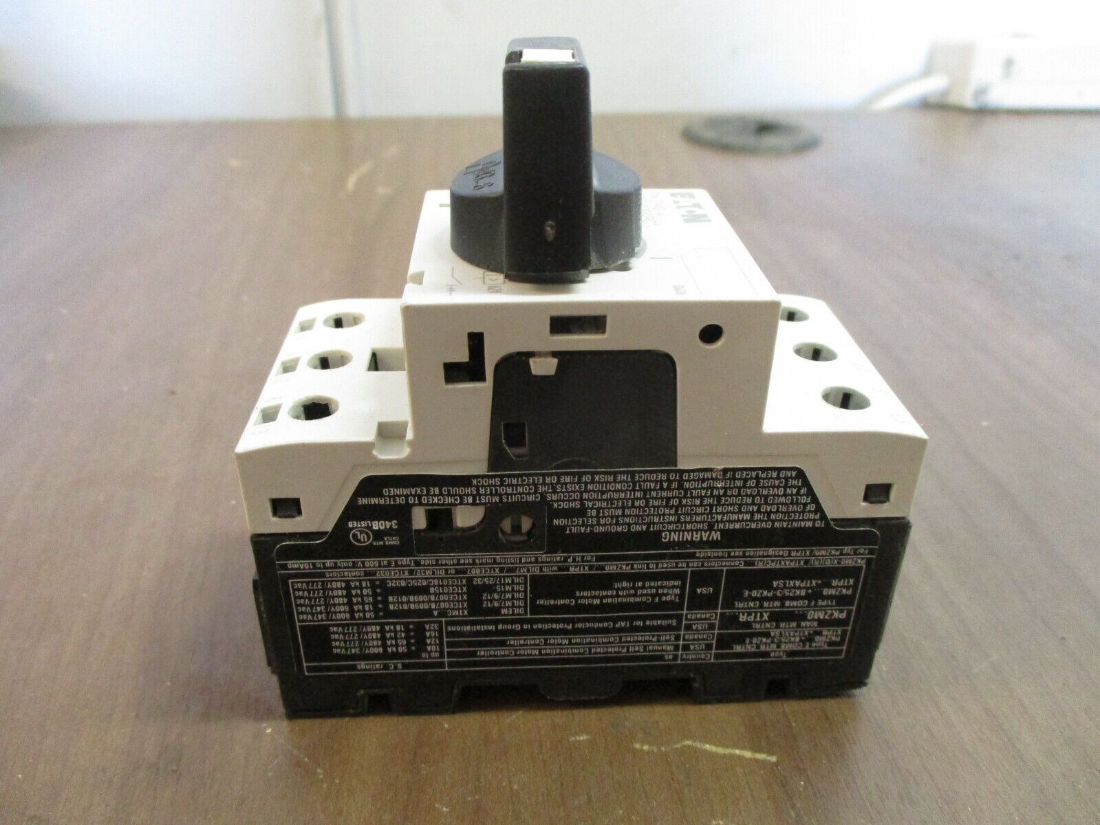 Eaton Manual Starter PKZM0-4 XTPR004BC1 Trip: 2.5-4A Used