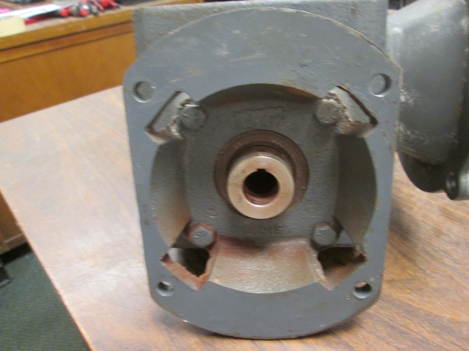 Boston Gear Reducer HF718W5B5HP12 Ratio 5:1 2.55 HP IN 432 LB-IN Torque Out Used