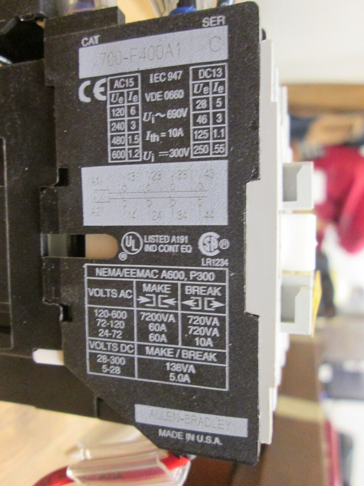 Allen-Bradley Contactor 700-F400A1 199-FSMA1 Surge Suppressor 120V Coil Used