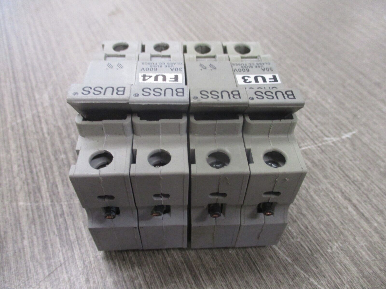Buss Fuseholder CHCC 2 30 A 600V 2P *Lot of 2* Used