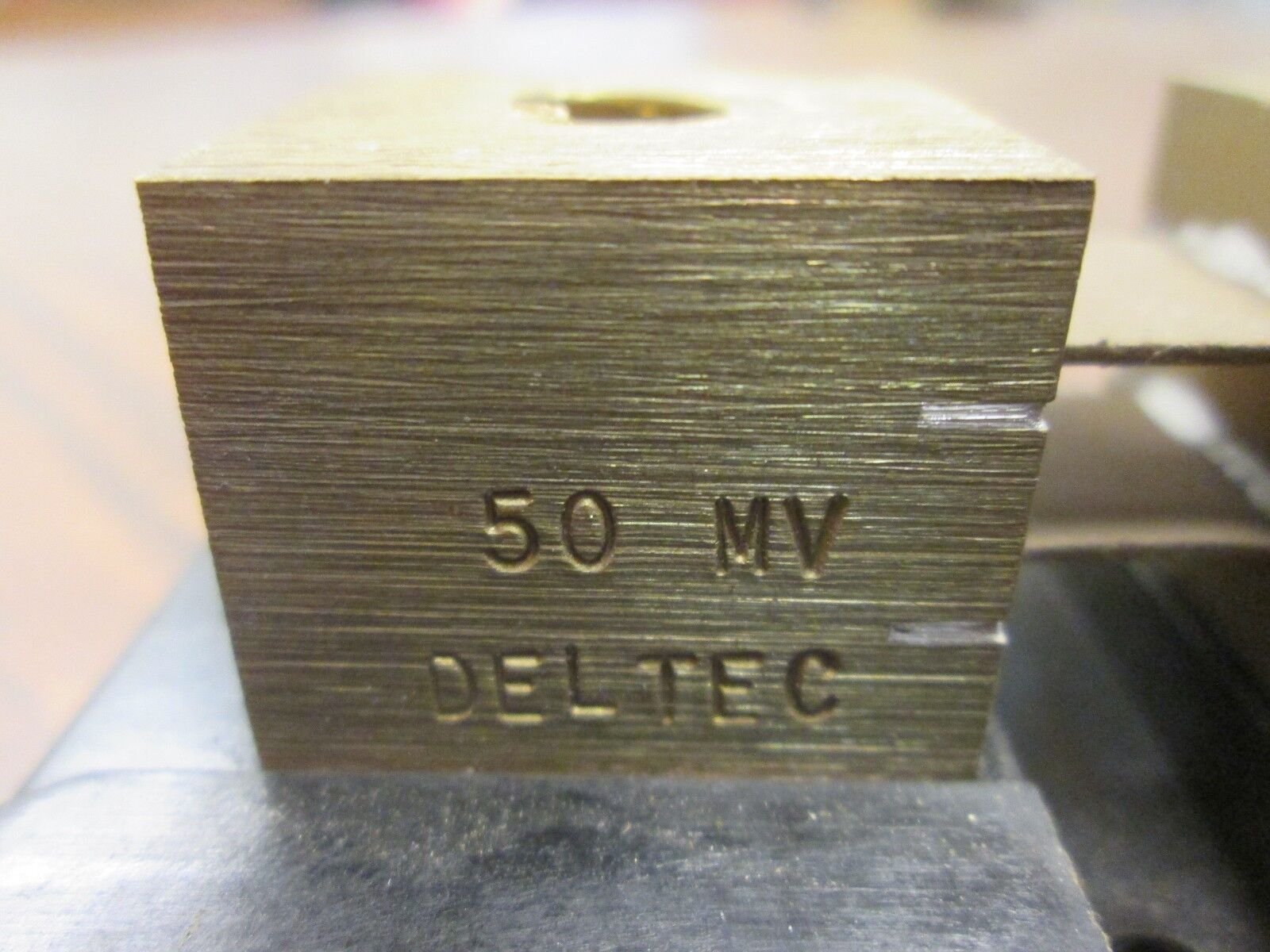 Deltec DC Shunt KB 2 94 200A 50MV Used