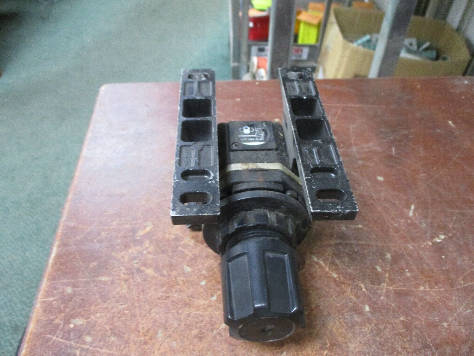 Miller Regulator R3000 Range: 7-120 PSI Used