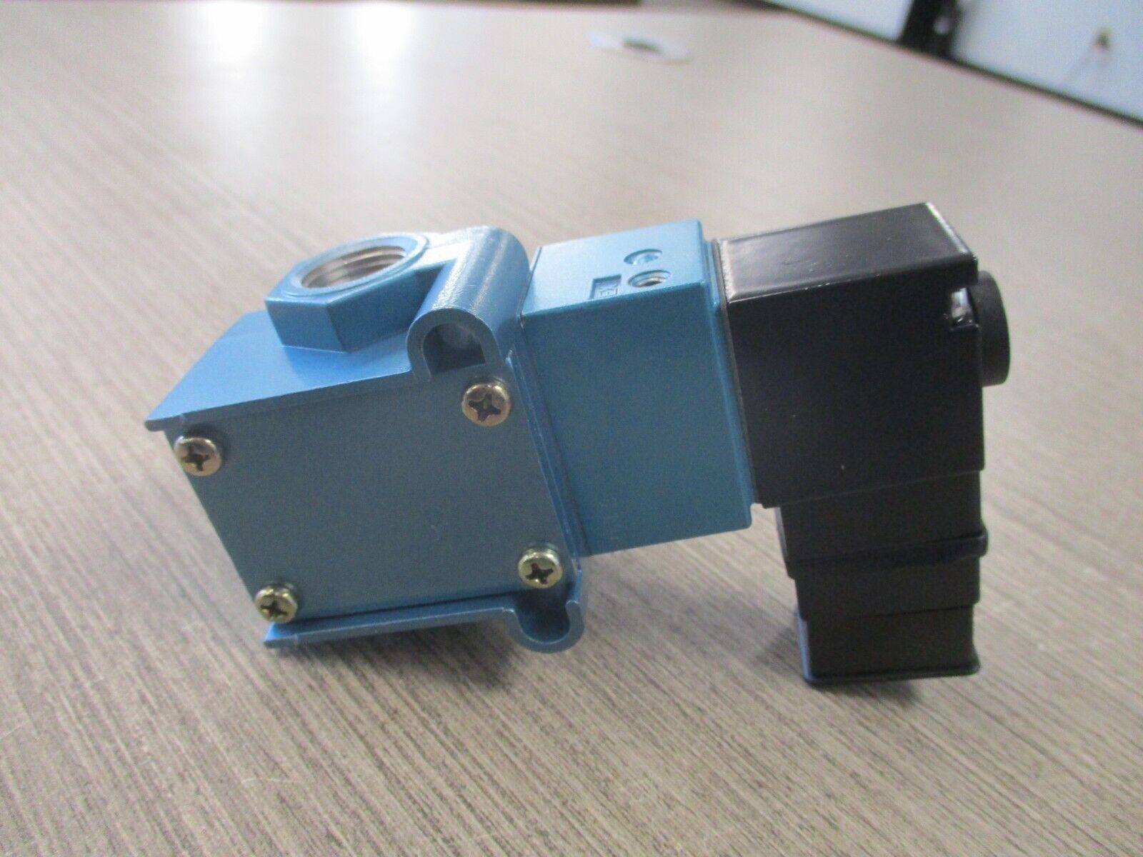 MAC Solenoid Valve 55B-12-PI-87JM New Surplus