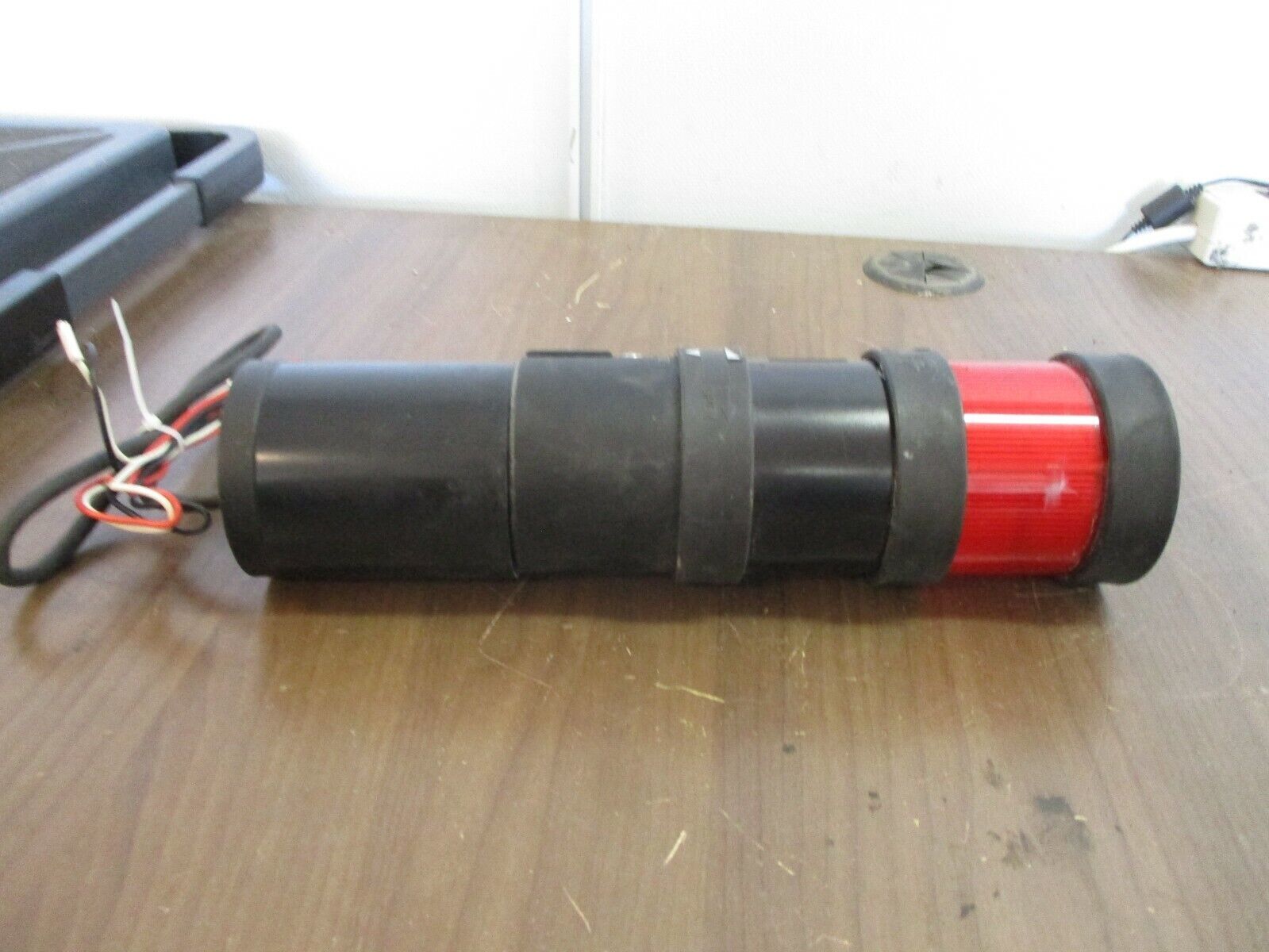 Schneider Electric Stack Light XVB C21 Red Light Audible Signal Used