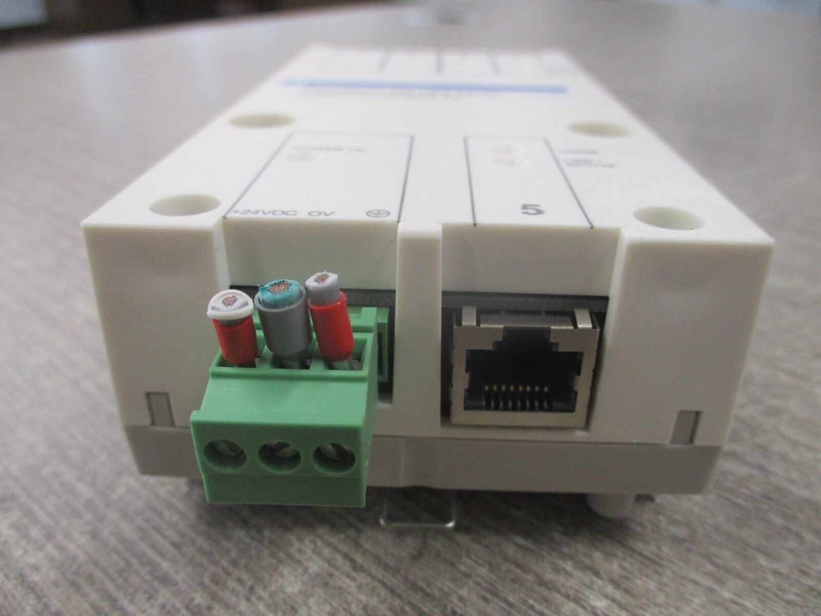 Telemecanique ConneXium Ethernet Switch 499NES25100 (5) 10/100 Base TX Used
