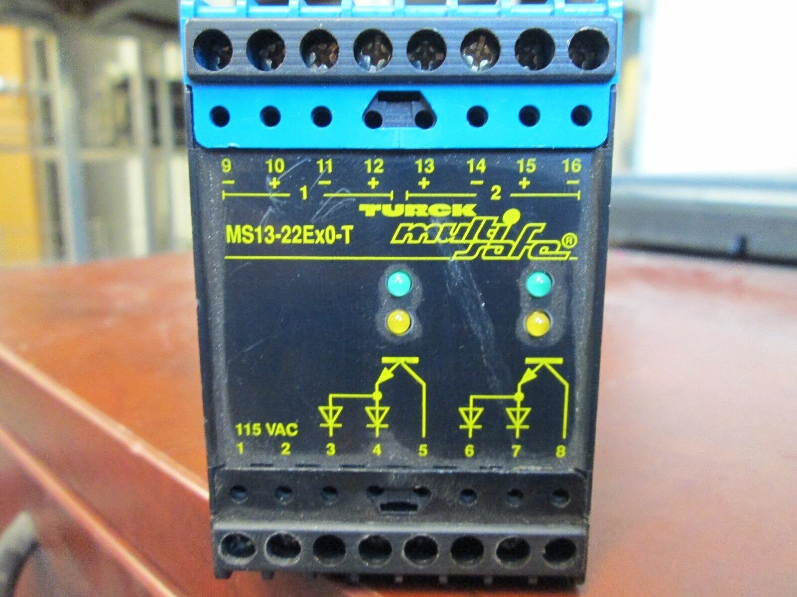 Turck Switching Amplifier MS13-22Ex0-T Supply: 90-132V AC Output: 10-30V DC Used