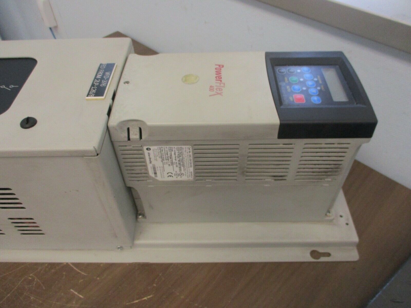 Allen-Bradley PowerFlex 400 AC Drive w/ Bypass 23C-D012A103NNBANN 7.5HP 3Ph Used