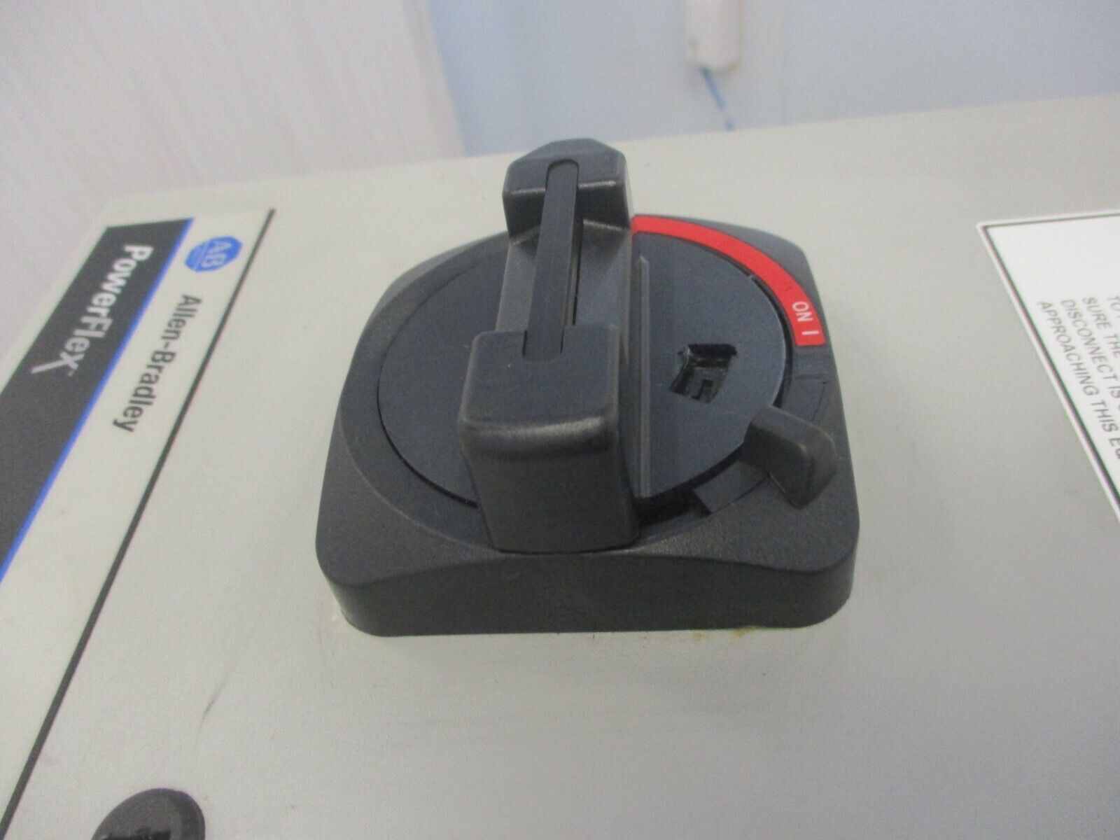 Allen-Bradley PowerFlex 400 AC Drive w/ Bypass 23C-D012A103NNBANN 7.5HP 3Ph Used
