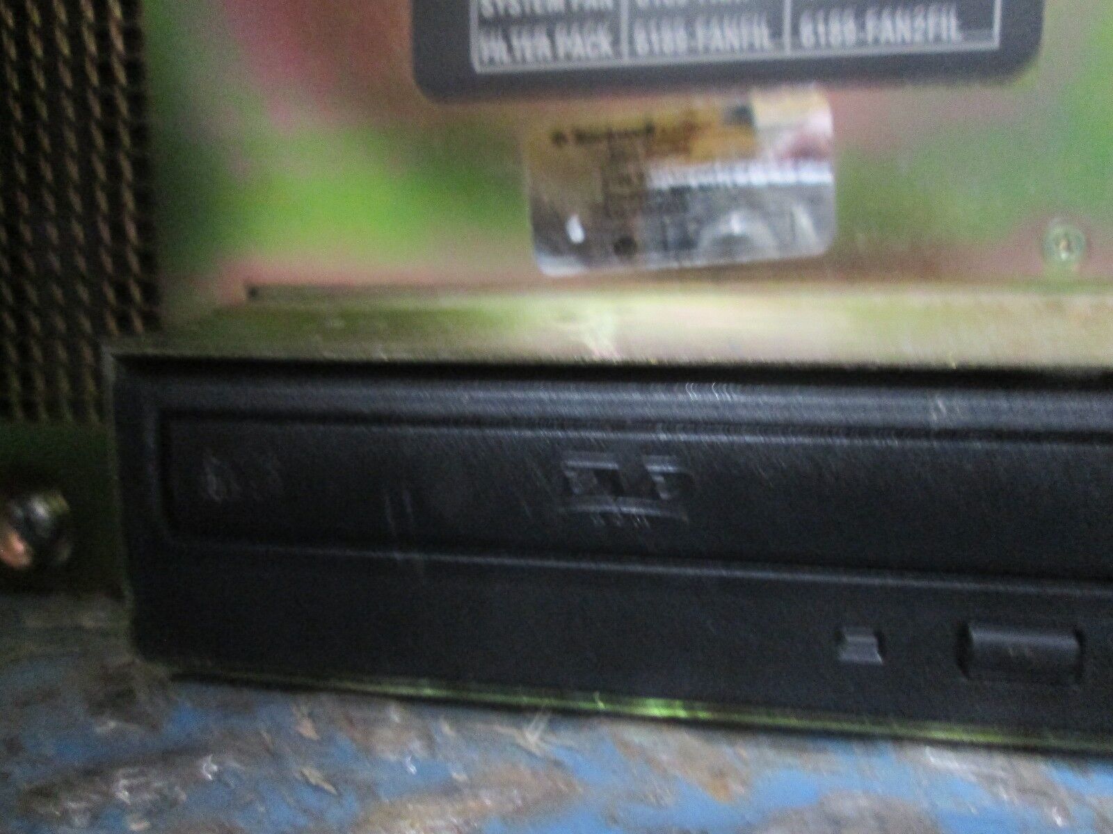Allen-Bradley Industrial Computer 6180-FNIEHLDTHEZB 100-240V 50/60Hz Used