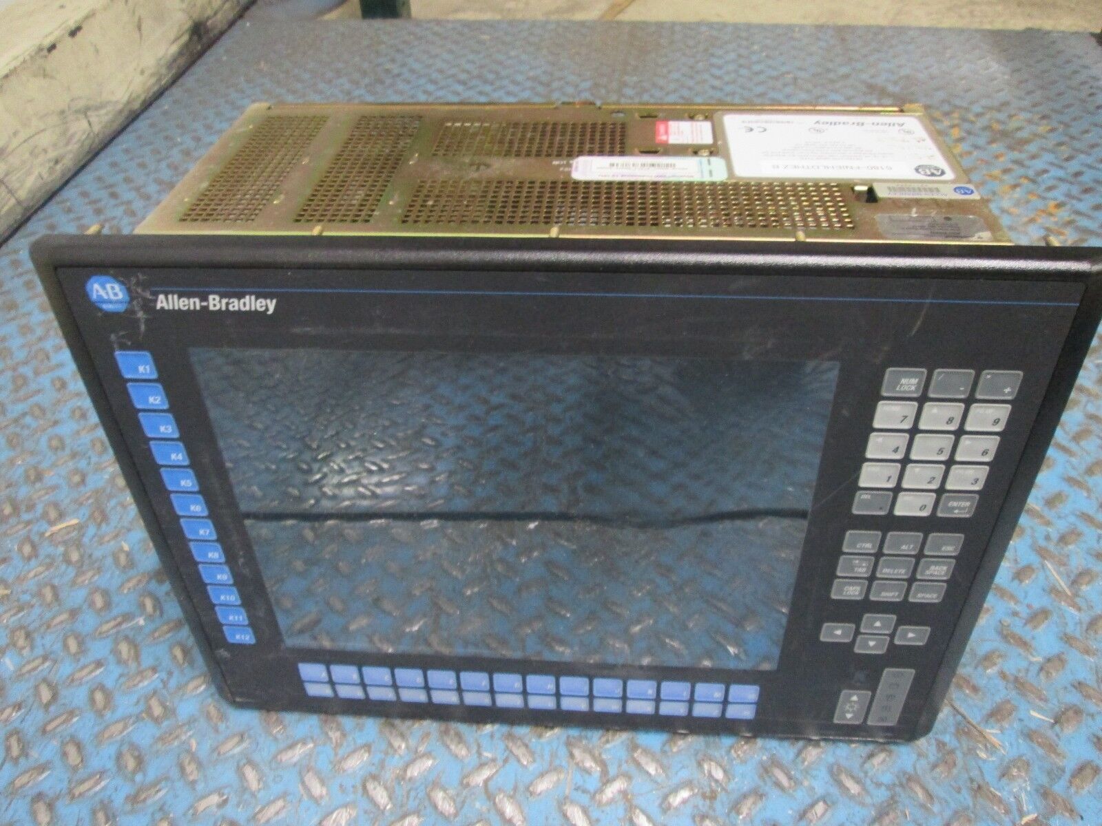 Allen-Bradley Industrial Computer 6180-FNIEHLDTHEZB 100-240V 50/60Hz Used