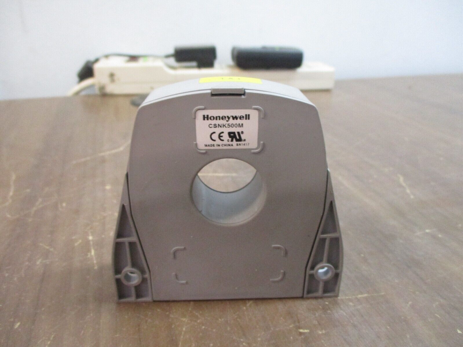 Honeywell Current Sensor CSNK500M Used