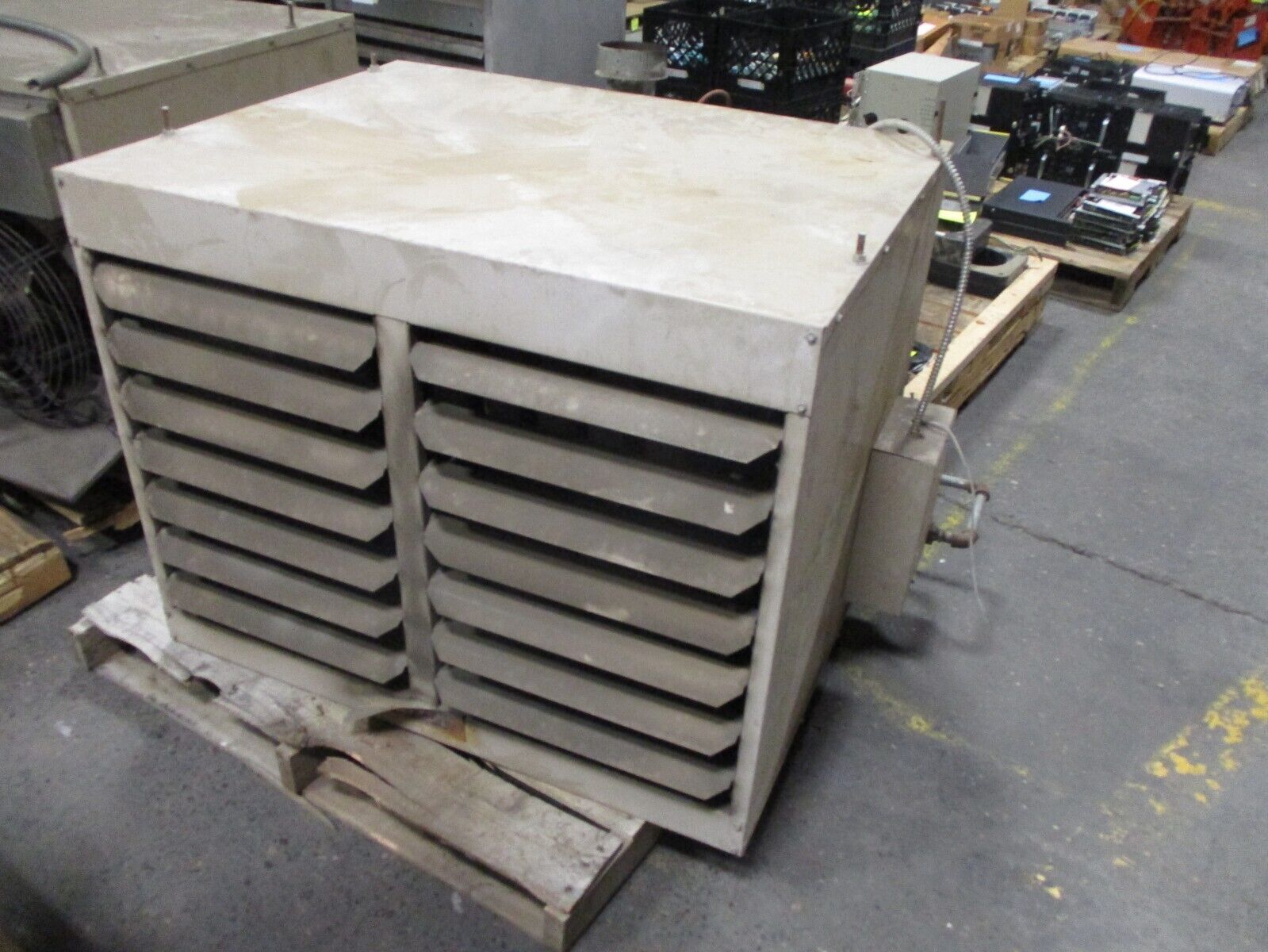 Lennox Natural Gas Heater LF24-250S-1 250,000 BTU Input, 201,250 BTU Output 120V