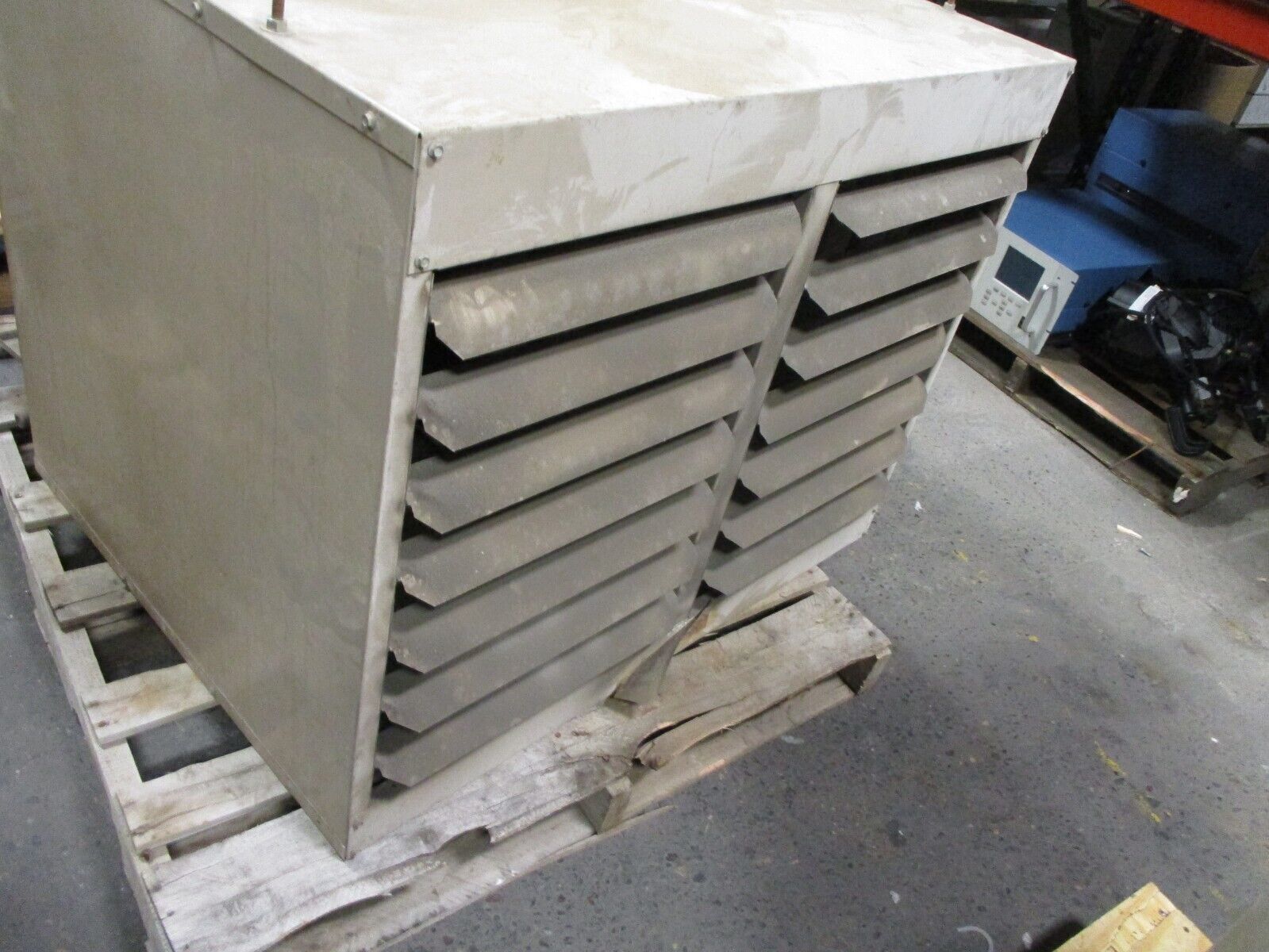 Lennox Natural Gas Heater LF24-250S-1 250,000 BTU Input, 201,250 BTU Output 120V