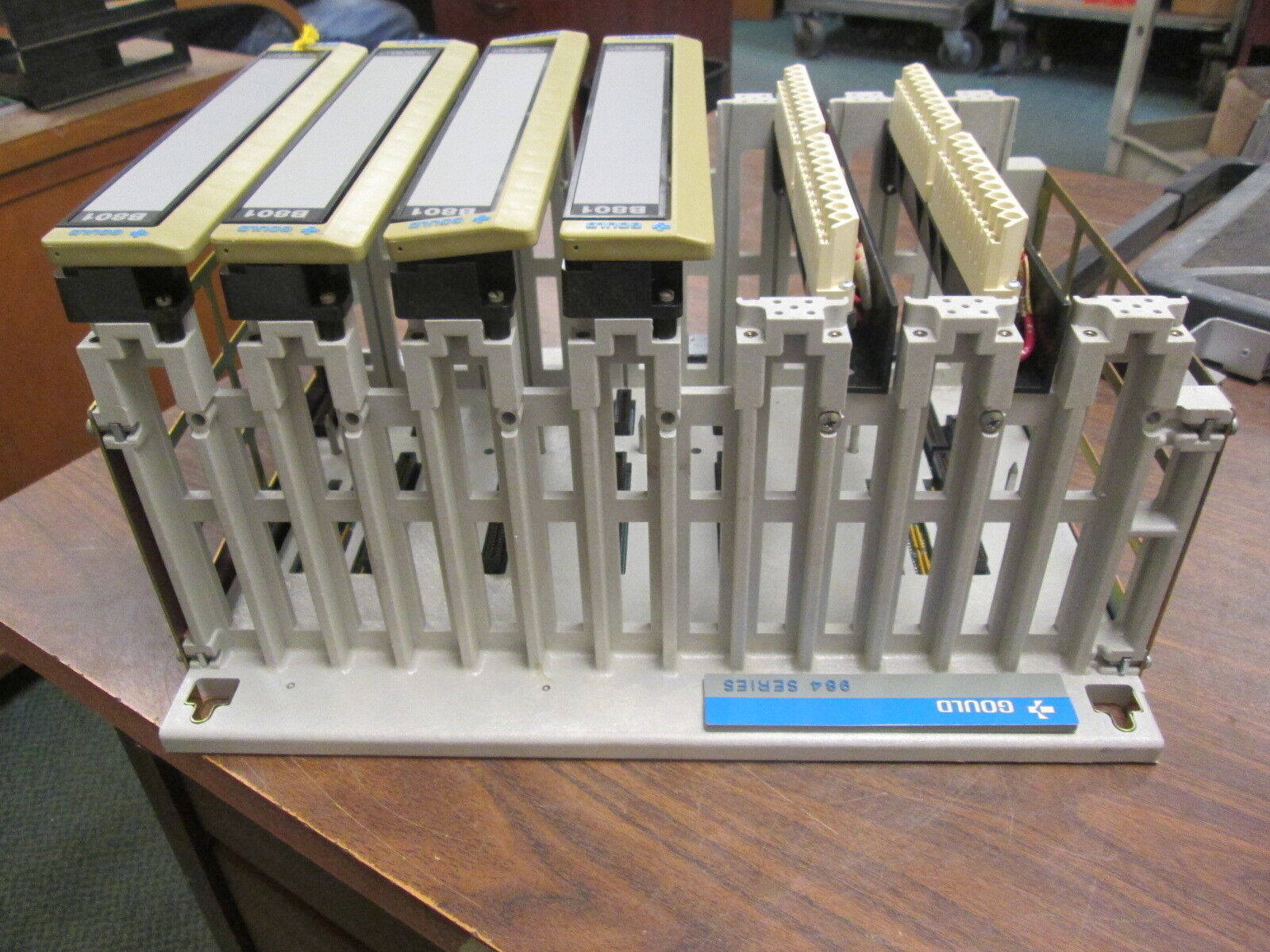 Gould Model AS-H819-209 PLC Rack AS-9534-002 7-Slot Used