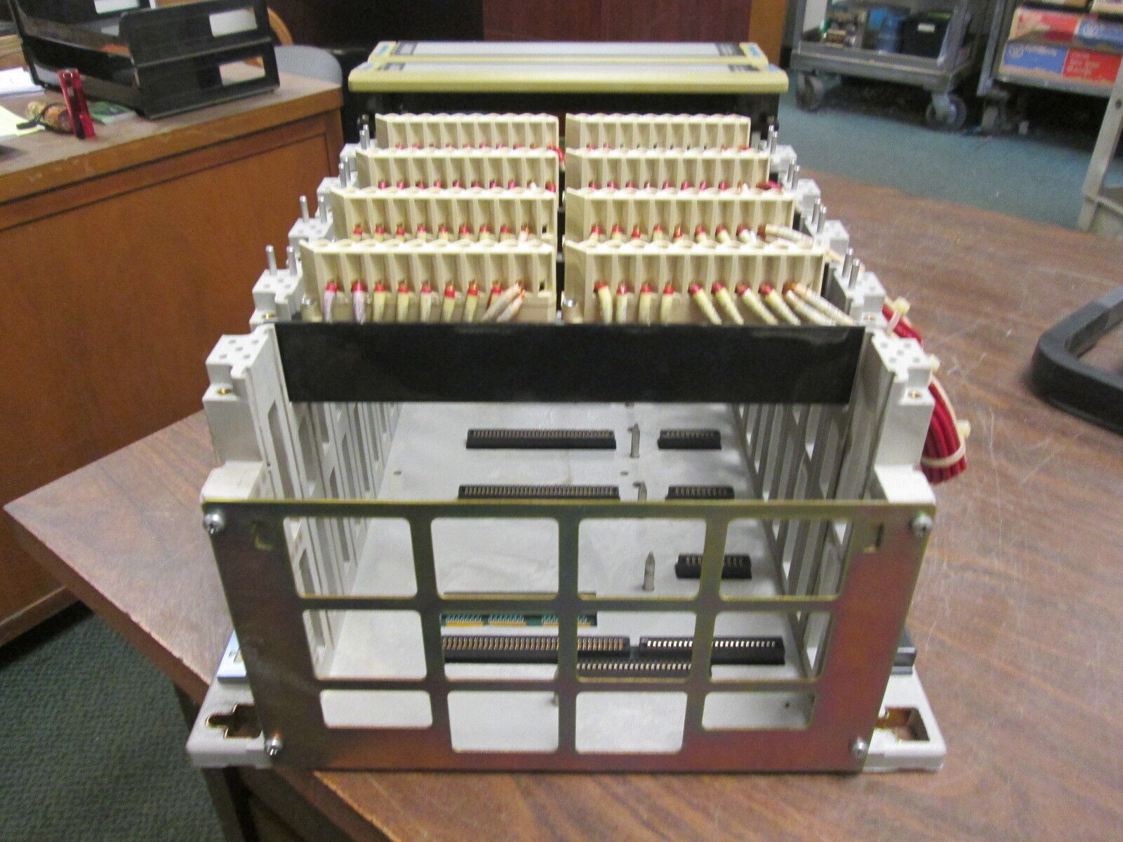 Gould Model AS-H819-209 PLC Rack AS-9534-002 7-Slot Used