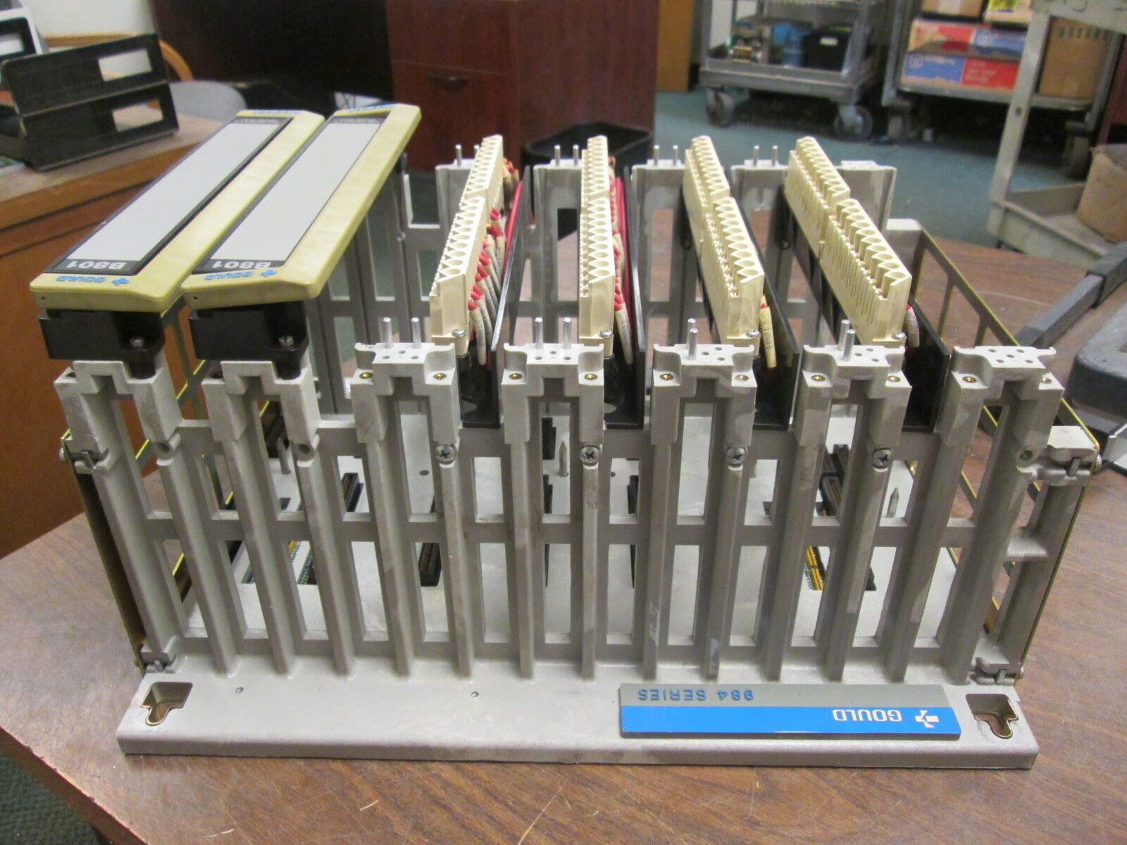 Gould Model AS-H819-209 PLC Rack AS-9534-002 7-Slot Used