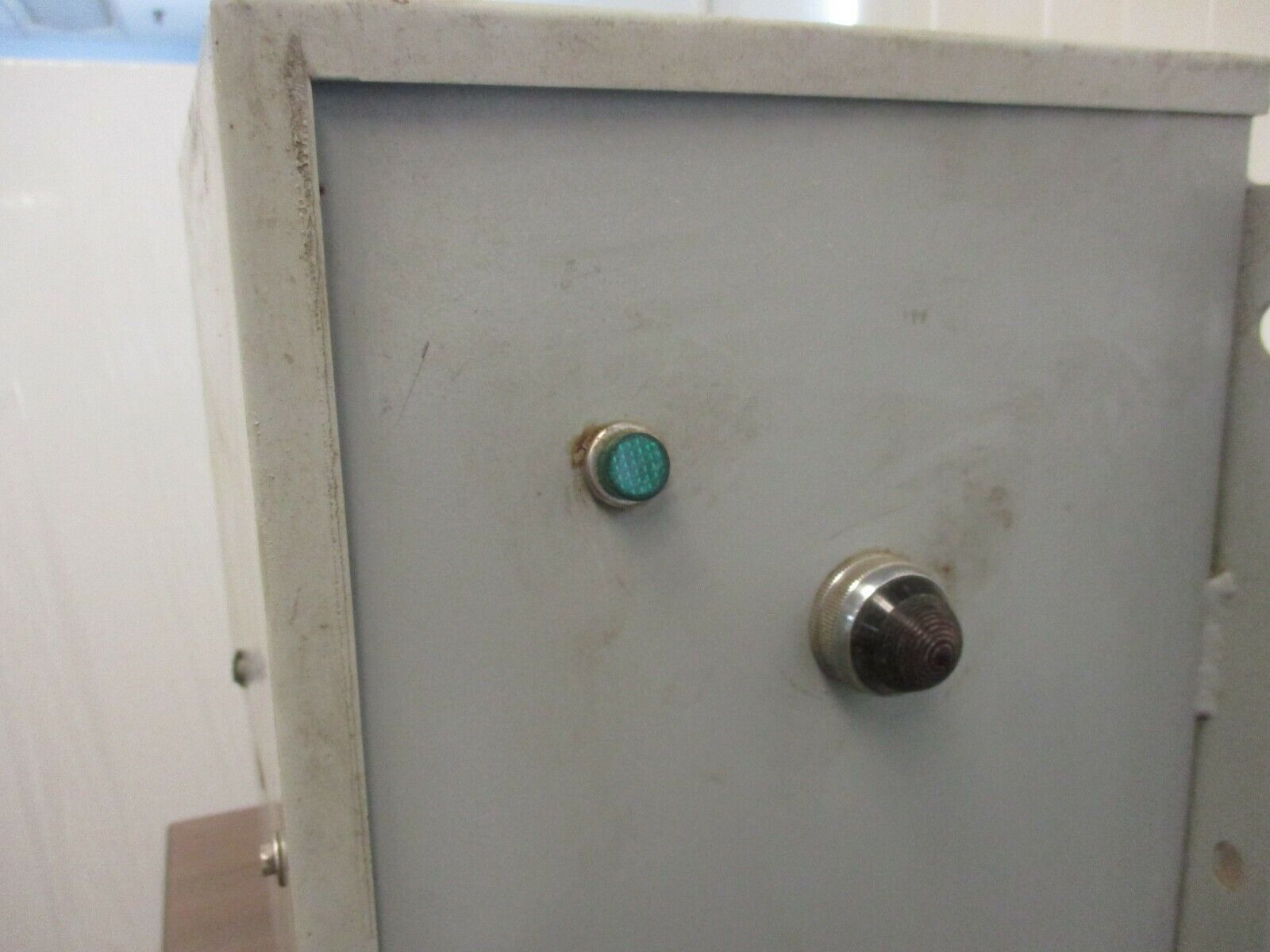 GE Dielektrol Capacitor 65L302NB1 7.5kVAR 240V 60Hz 3Ph Used *No Fuses*