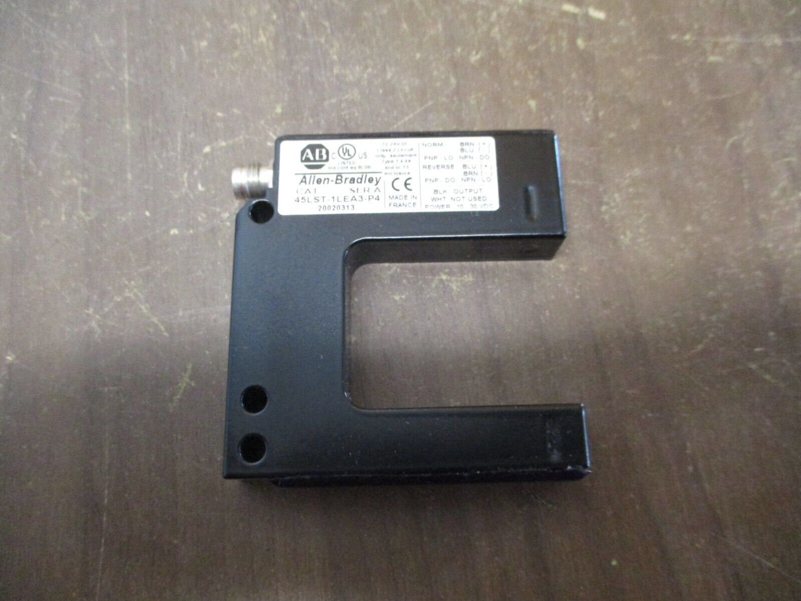 Allen-Bradley Fork Sensor 45LST-1LEA3-P4 Ser. A New Surplus