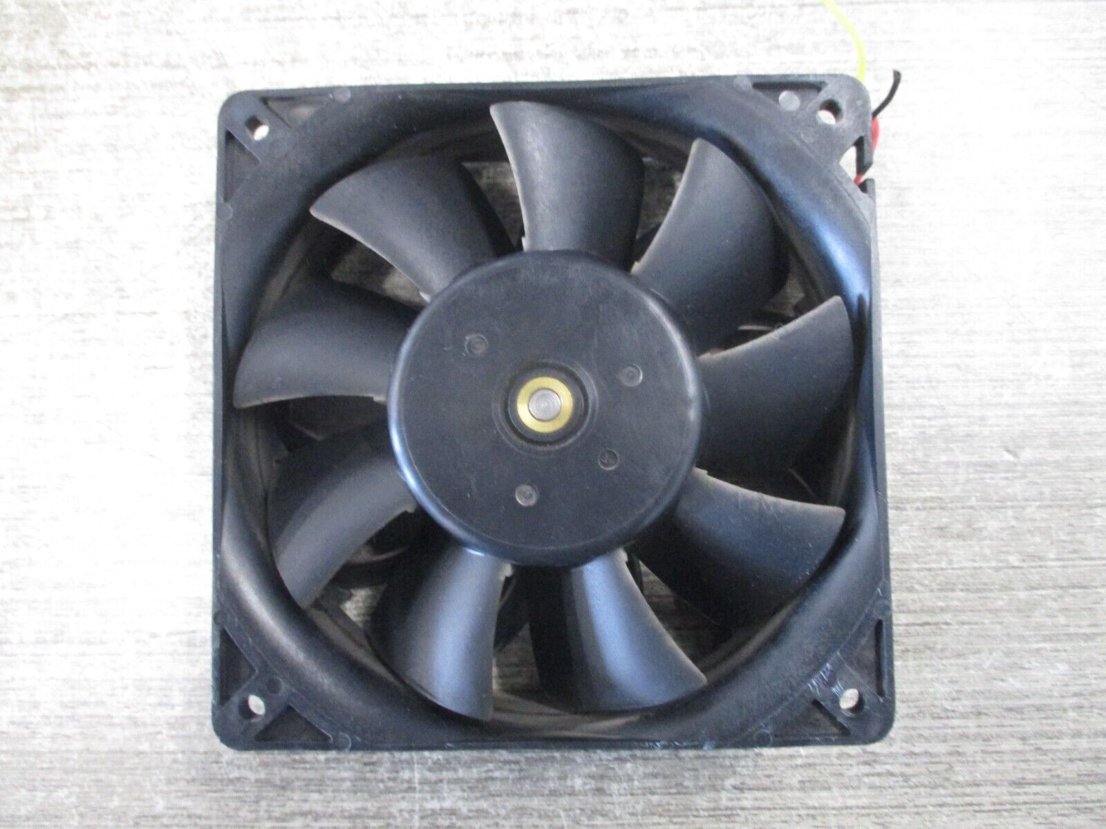 Nidec Beta V Axial Fan VA450DC 48VDC 0.62A *No Connector* Used