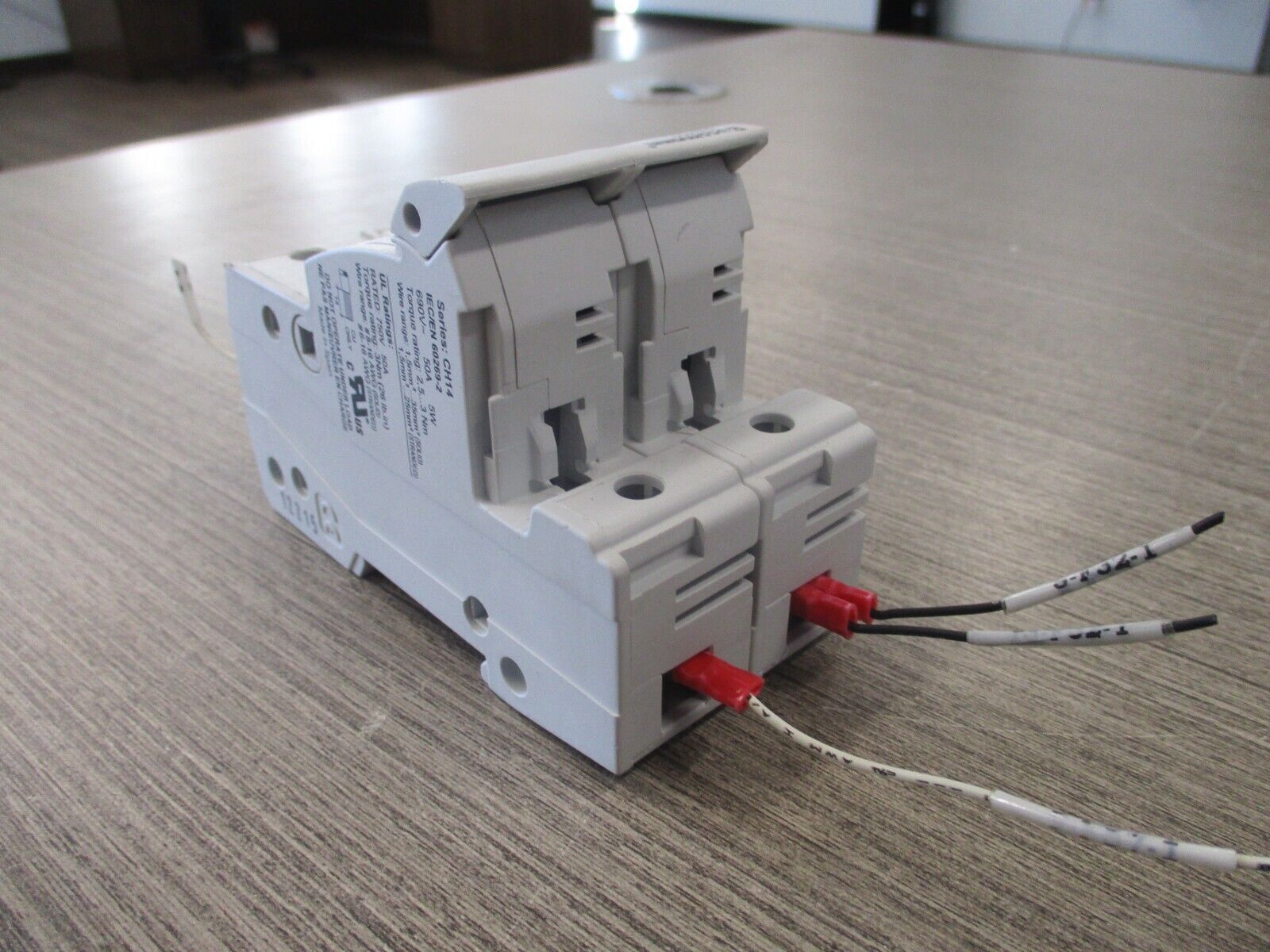 Bussman Fuse Holder CH142B 50A 690V 2P Used