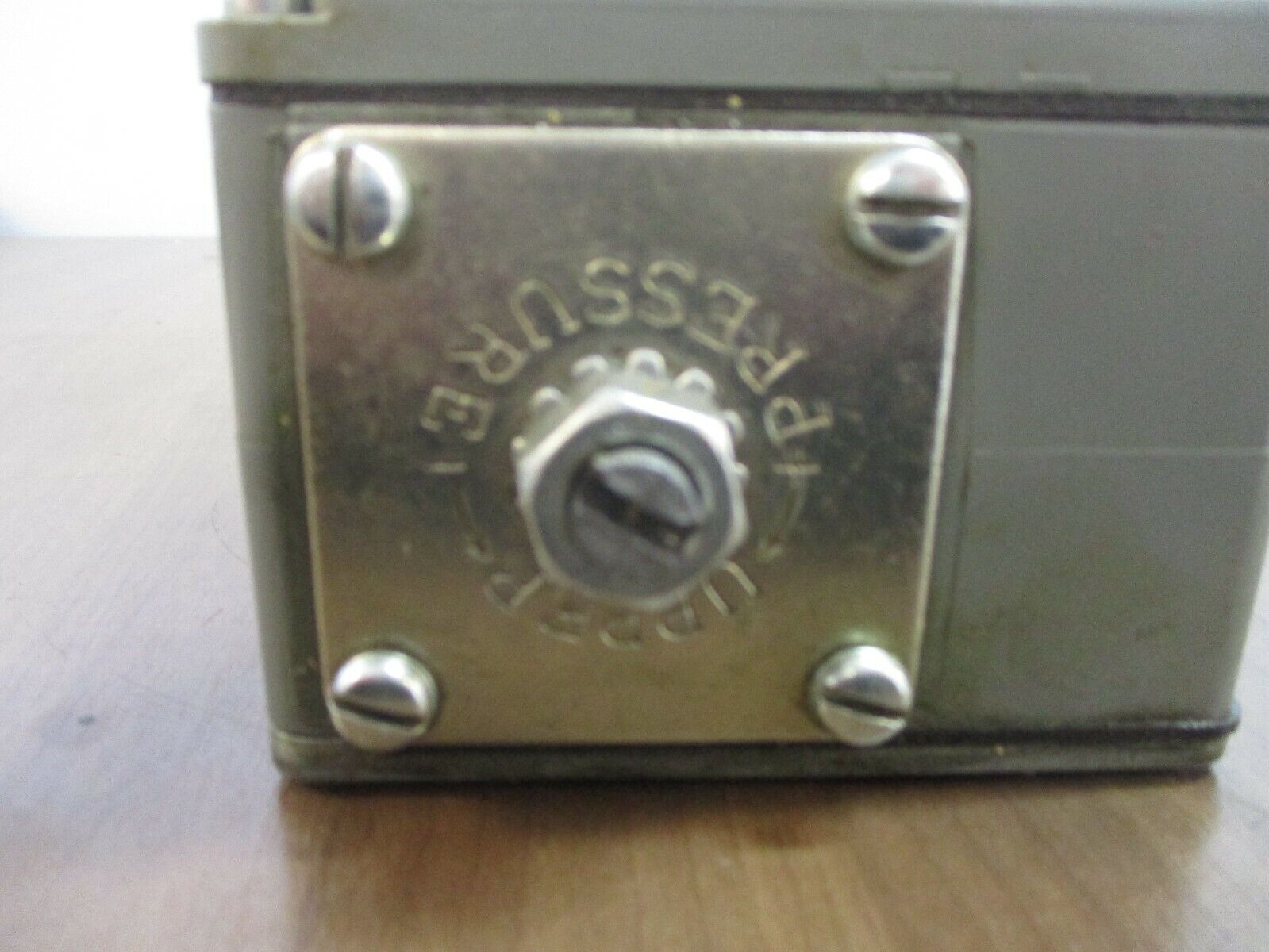 Allen-Bradley Pressure Control 836T-T351J Ser. A Diff: 70-175PSI, Used