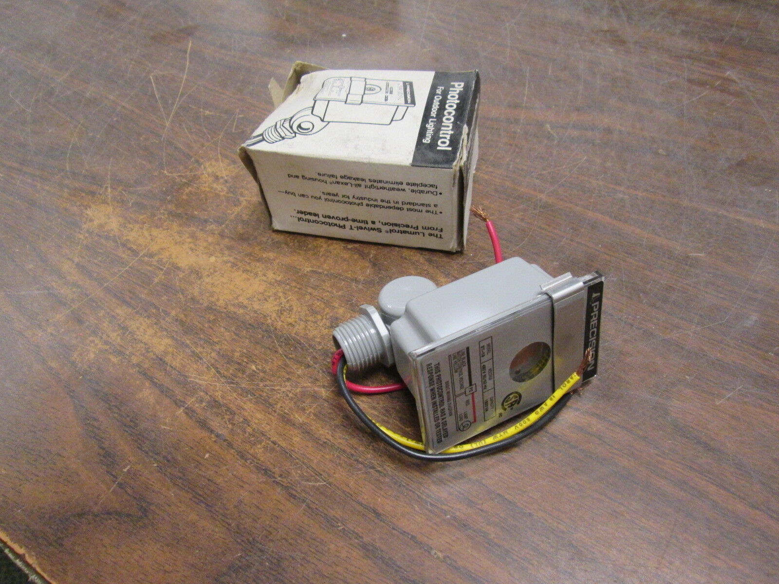 Precision Lumatral Photocontrol ST-19 480V New Surplus