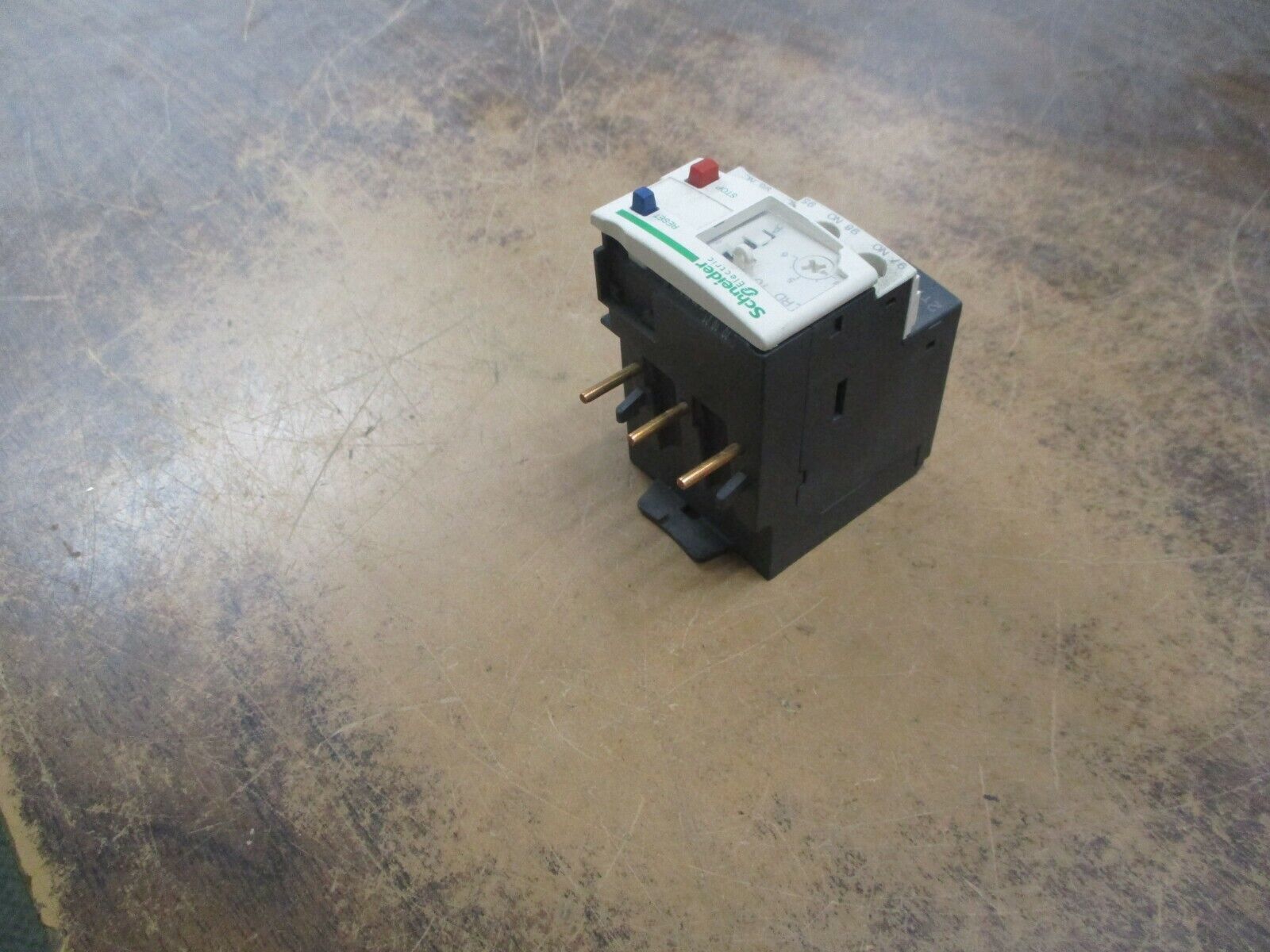 Schneider Electric Solid State Overload LRD10 Trip: 4-6A 600V Used