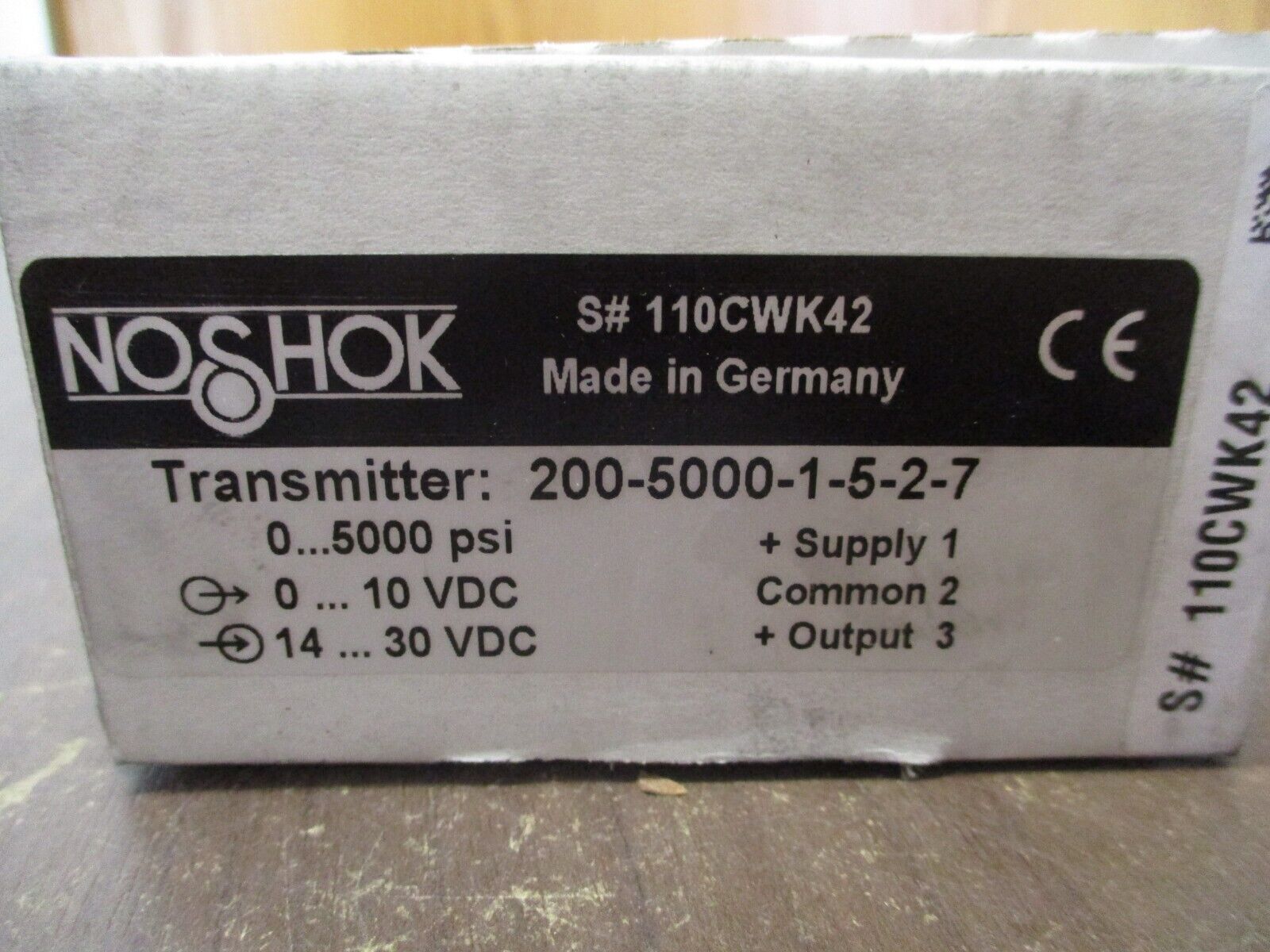 Noshok Pressure Transmitter 200-5000-1-5-2-7 0-5000PSI 0-10VDC Output