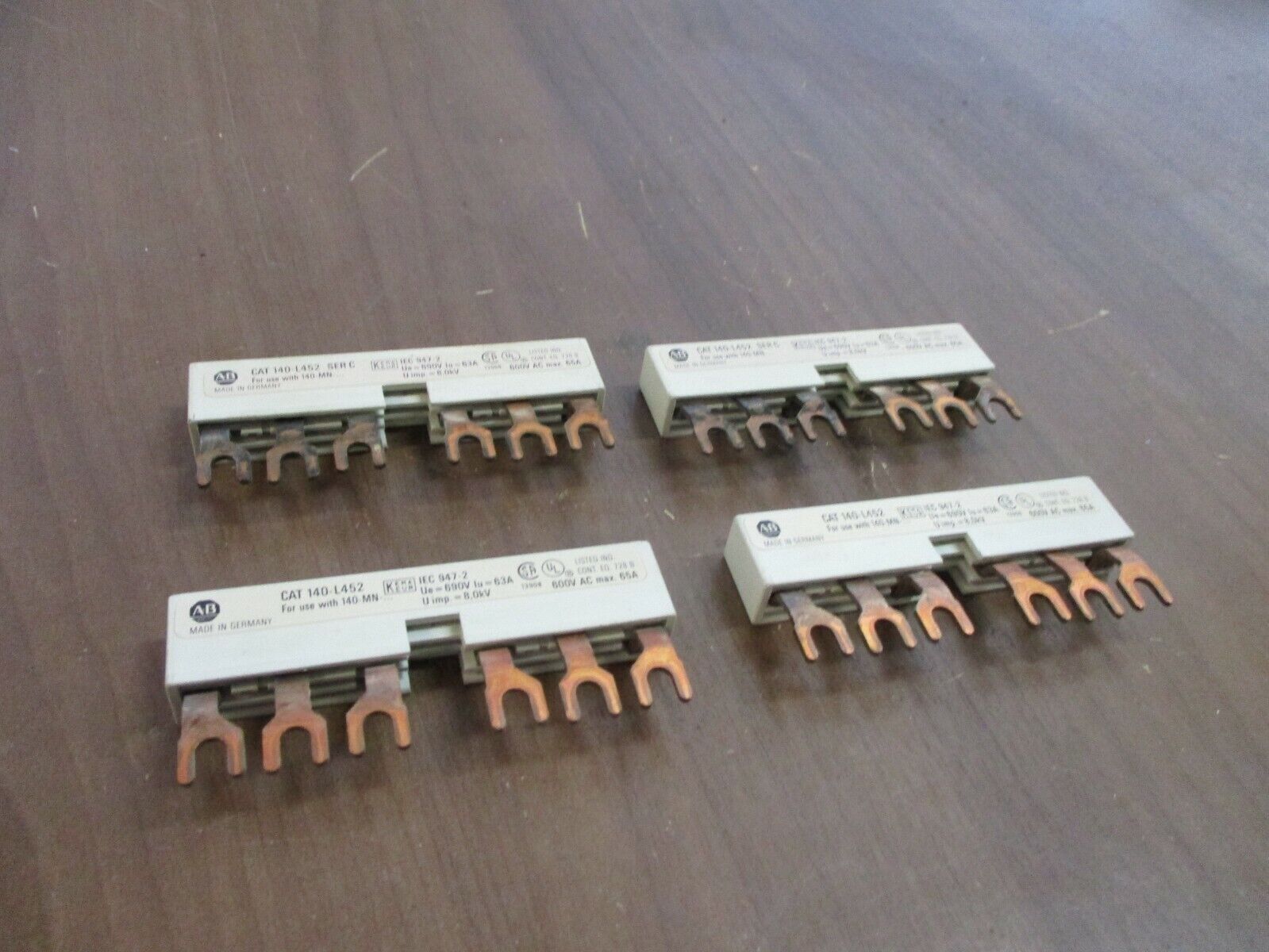 Allen-Bradley Commoning Link 140-L452 65A 600V *Lot of 4* Used