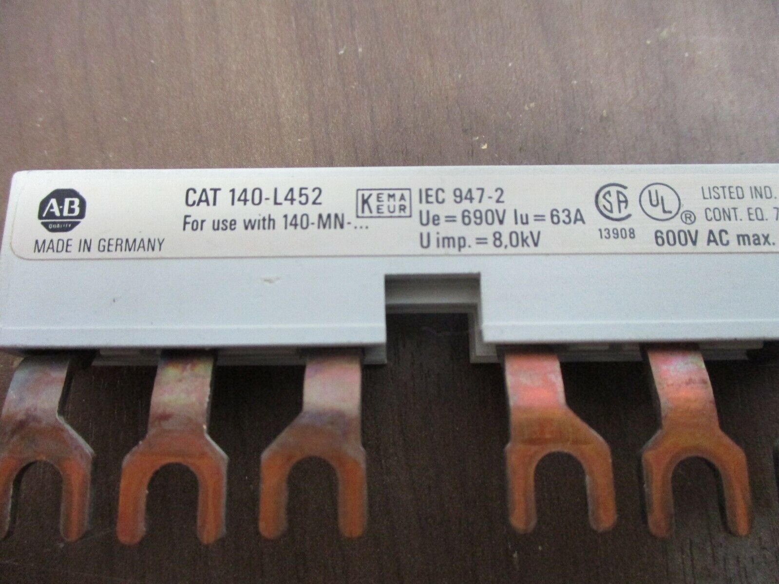 Allen-Bradley Commoning Link 140-L452 65A 600V *Lot of 4* Used
