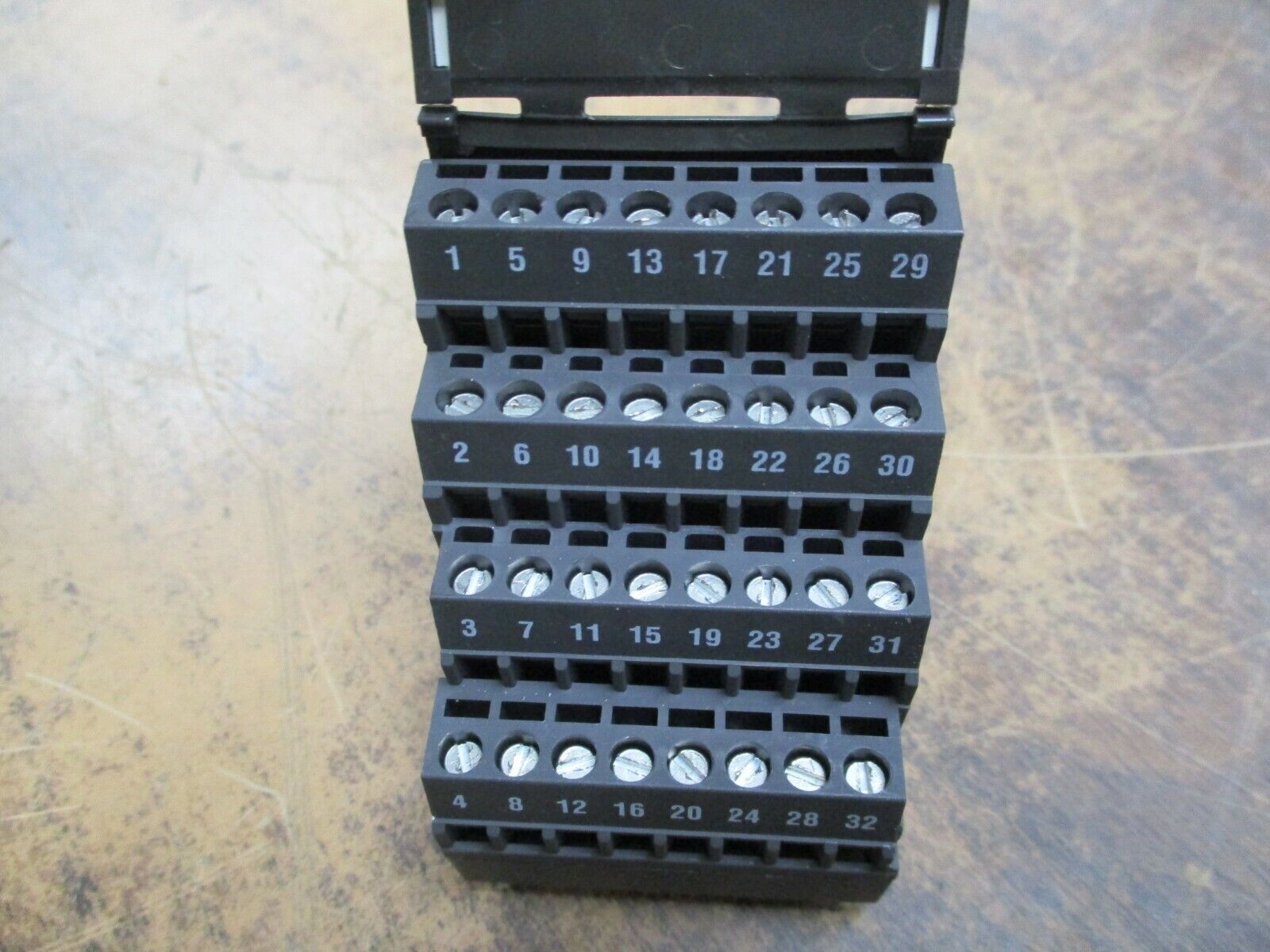 Emerson KJ4001X1-CJ1 32-Channel Terminal Block 12P1902X032 Rev. C Used