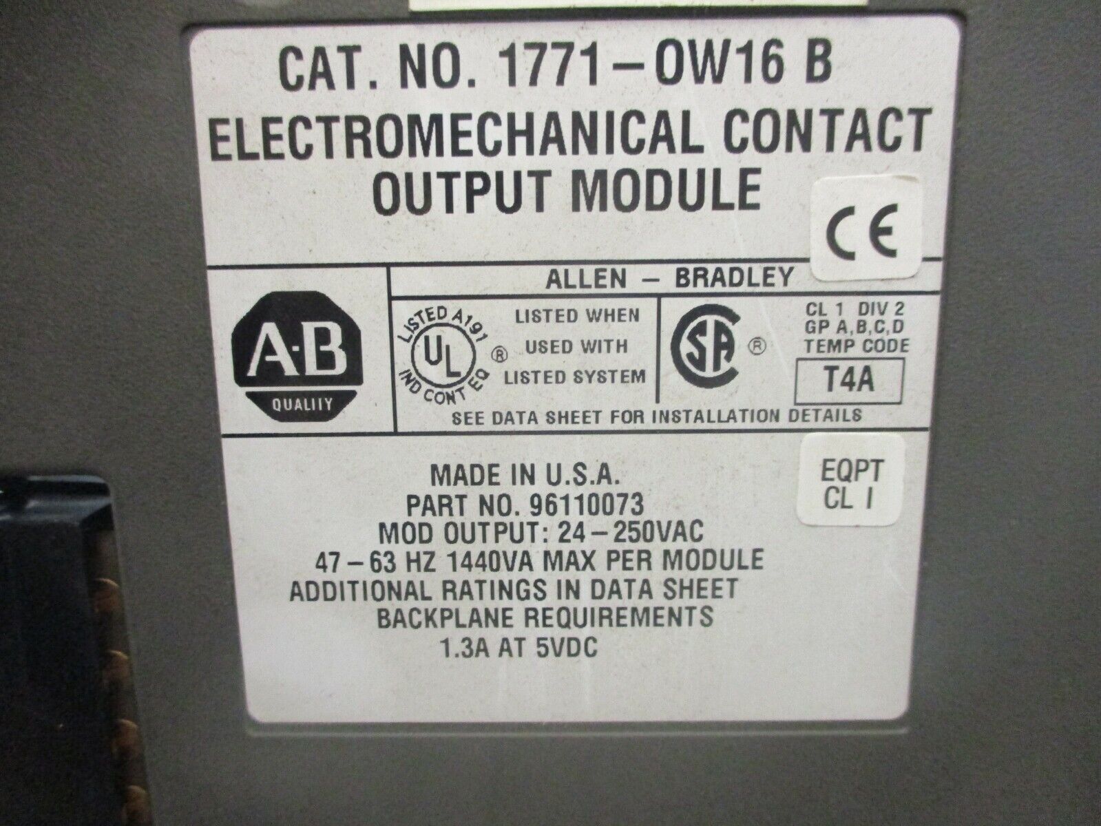 Allen-Bradley Electromechanical Contact Output Module 1771-OW16 B Used