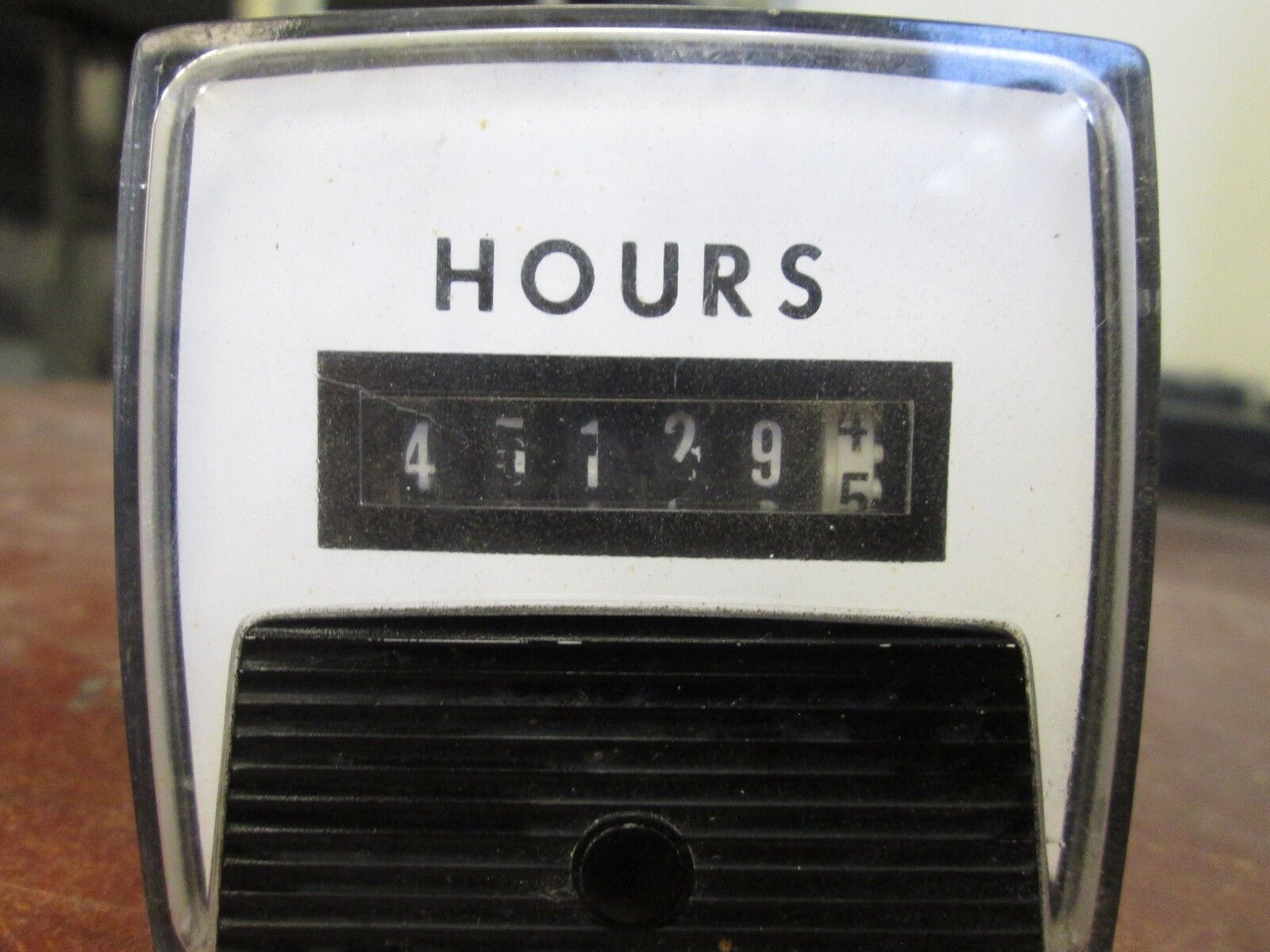 GE Time Meter 240211AAAB 120V 60Hz Used
