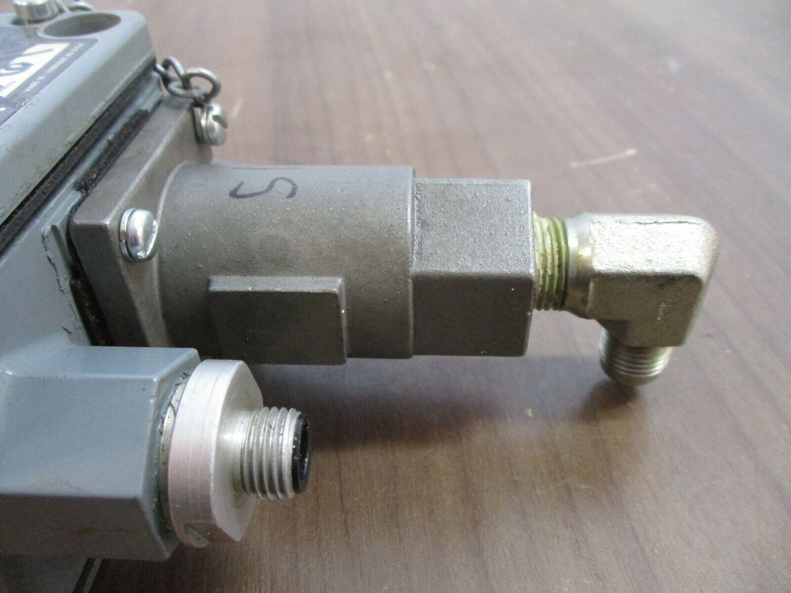 Allen-Bradley Pressure Control 836T-T351J Ser. A Diff: 70-175PSI *No Light* Used