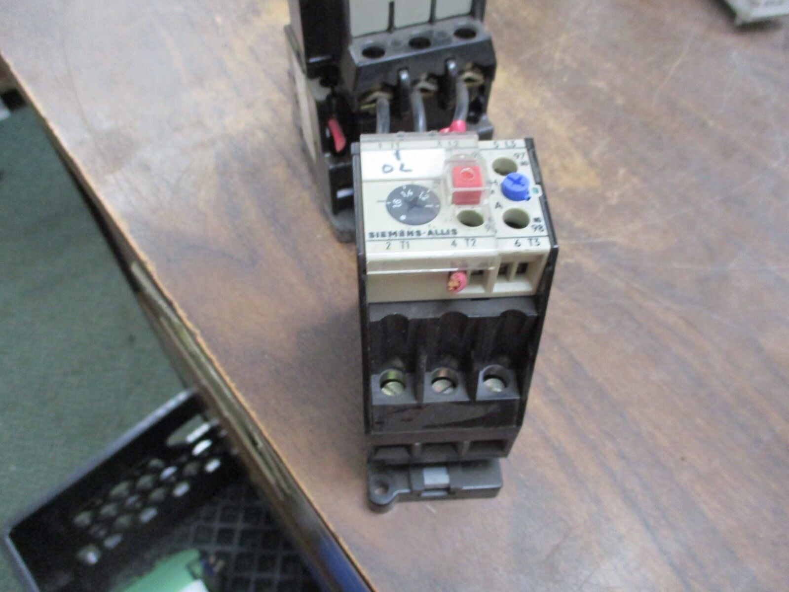 Siemens Contactor CXL10*3 OLR 0160 120V Coil 27A 600V Used