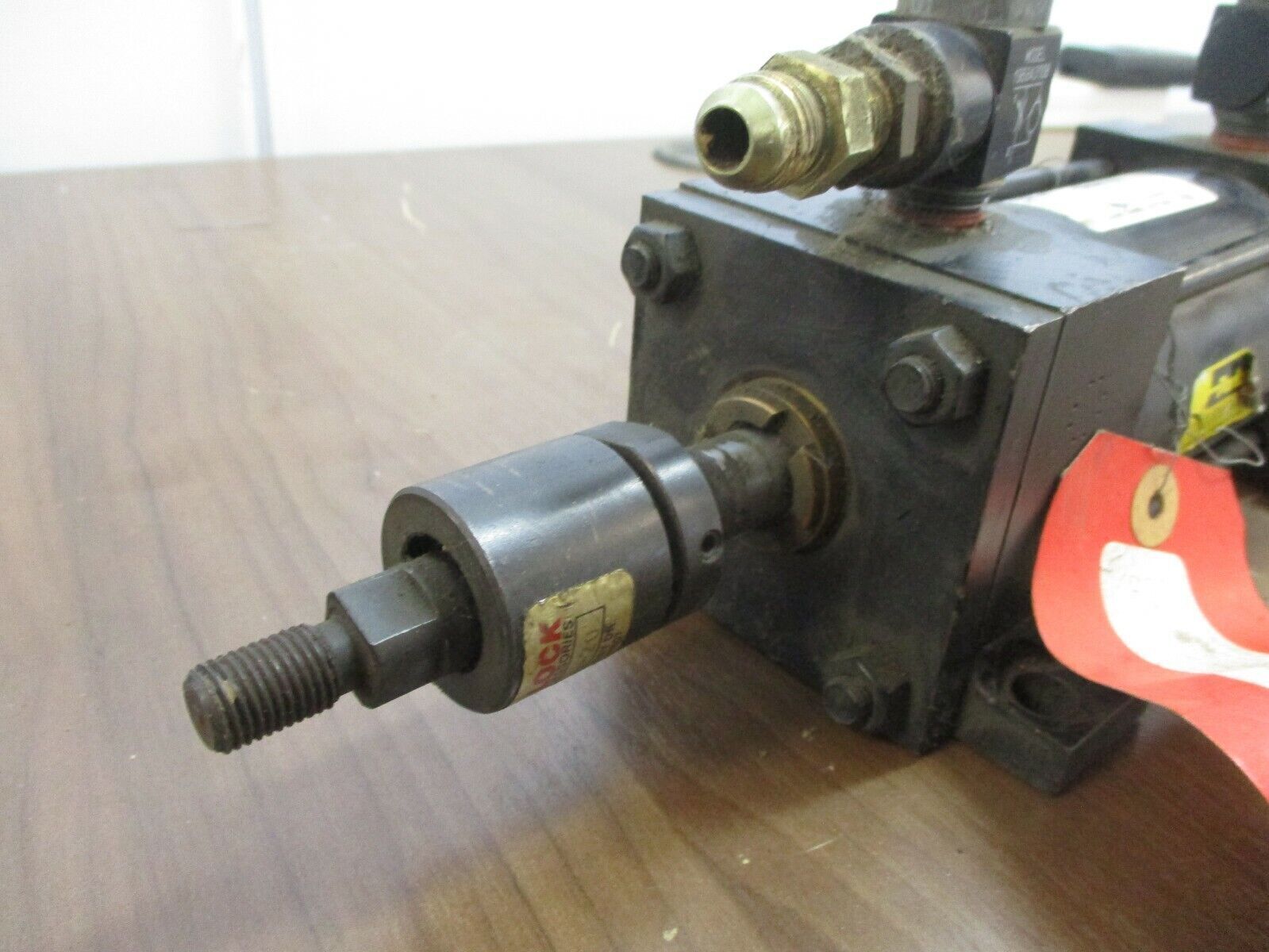 Parker Series 2A Air Cylinder 02.50 C2AU14A 3.000 250PSI Used