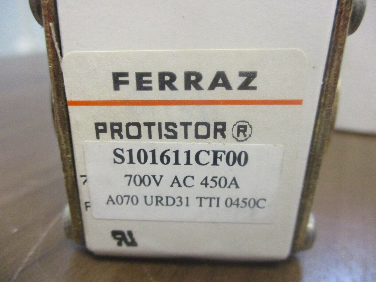 Ferraz Protistor Fuse S101611CF00 450A 700V *Box of 3* New Surplus