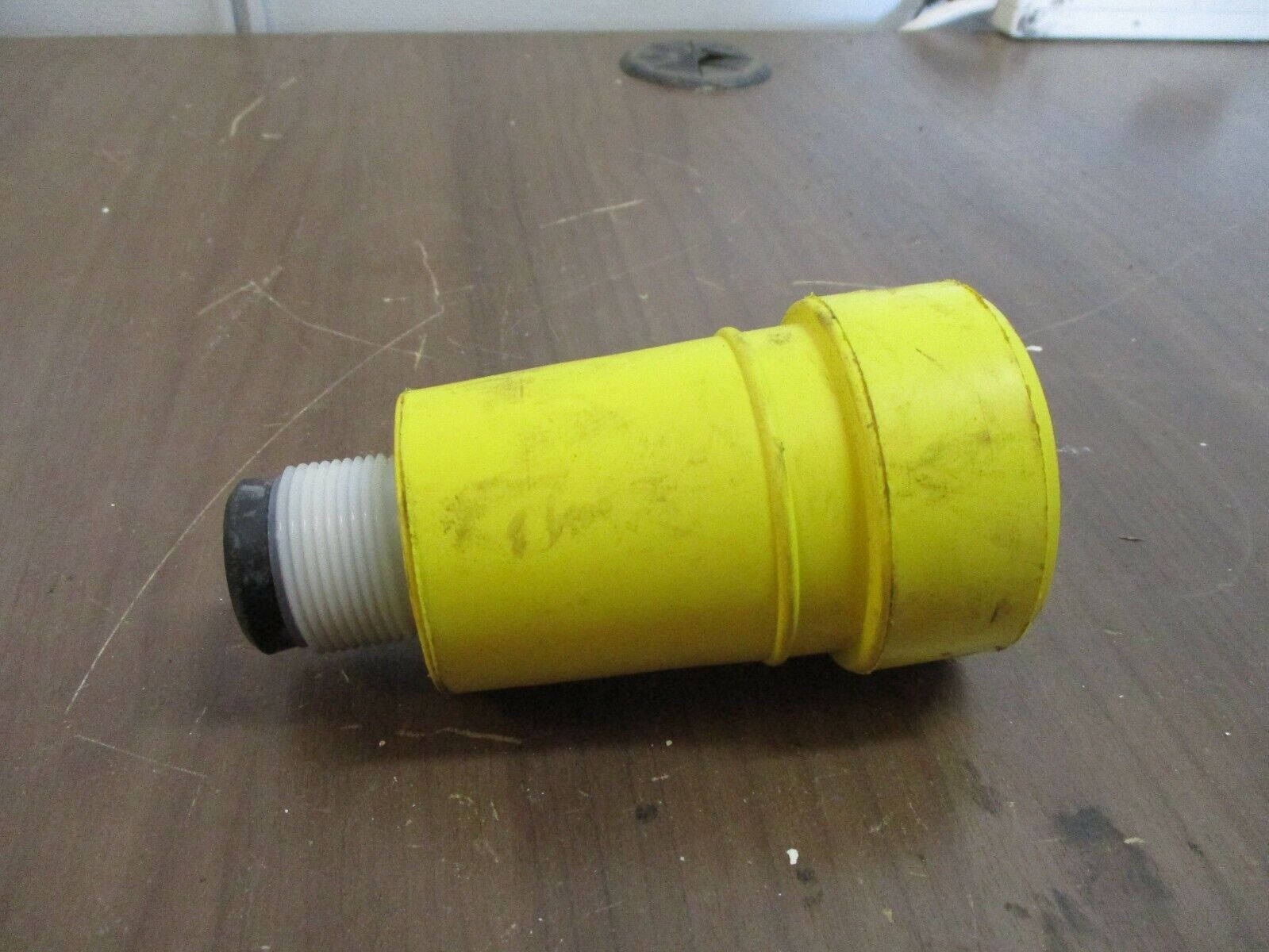 Woodhead Watertite Connector Nema L7-20R 20A 277V Used