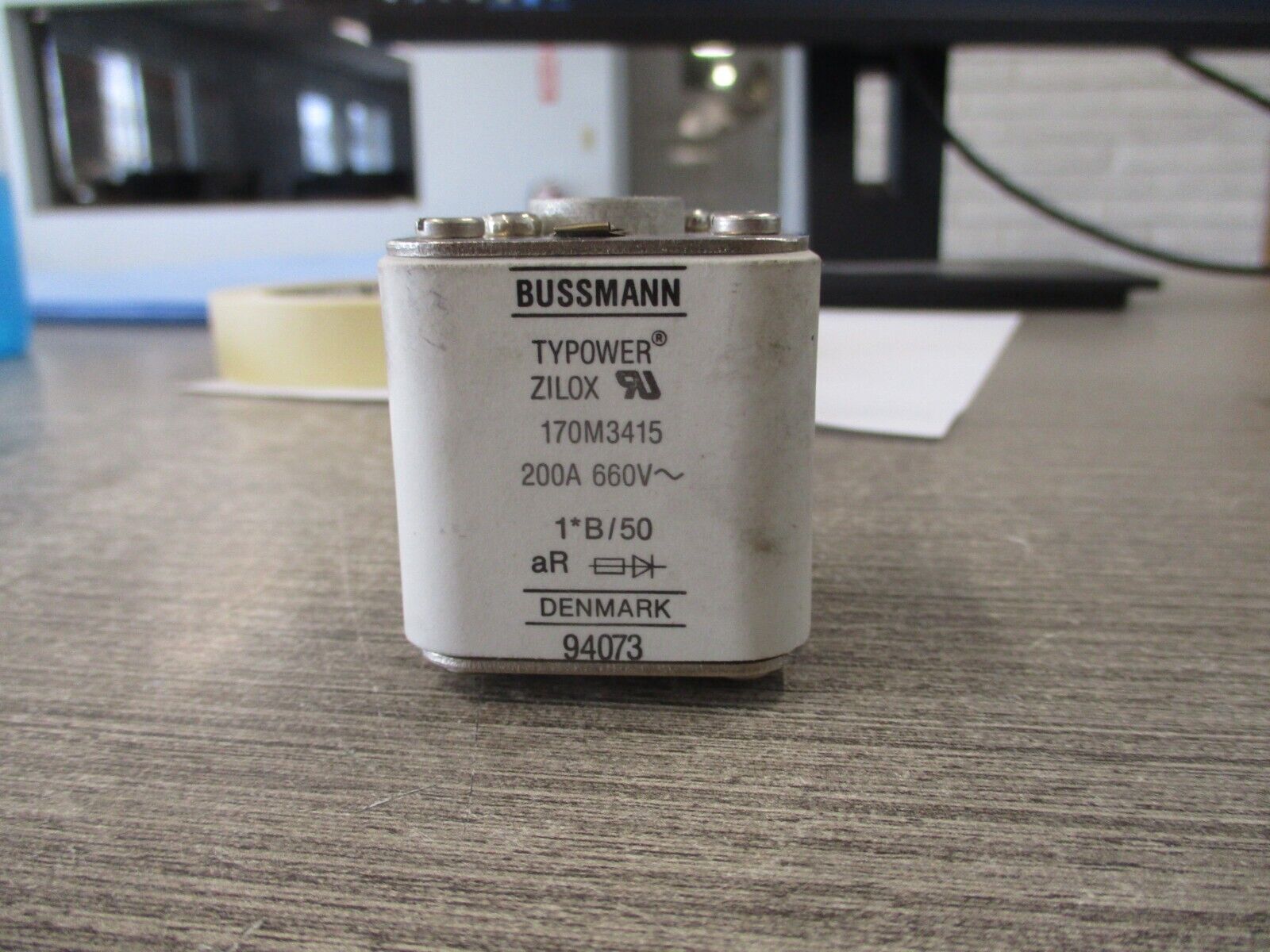 Bussmann Typower Fuse 170M3415 200A 660V Used