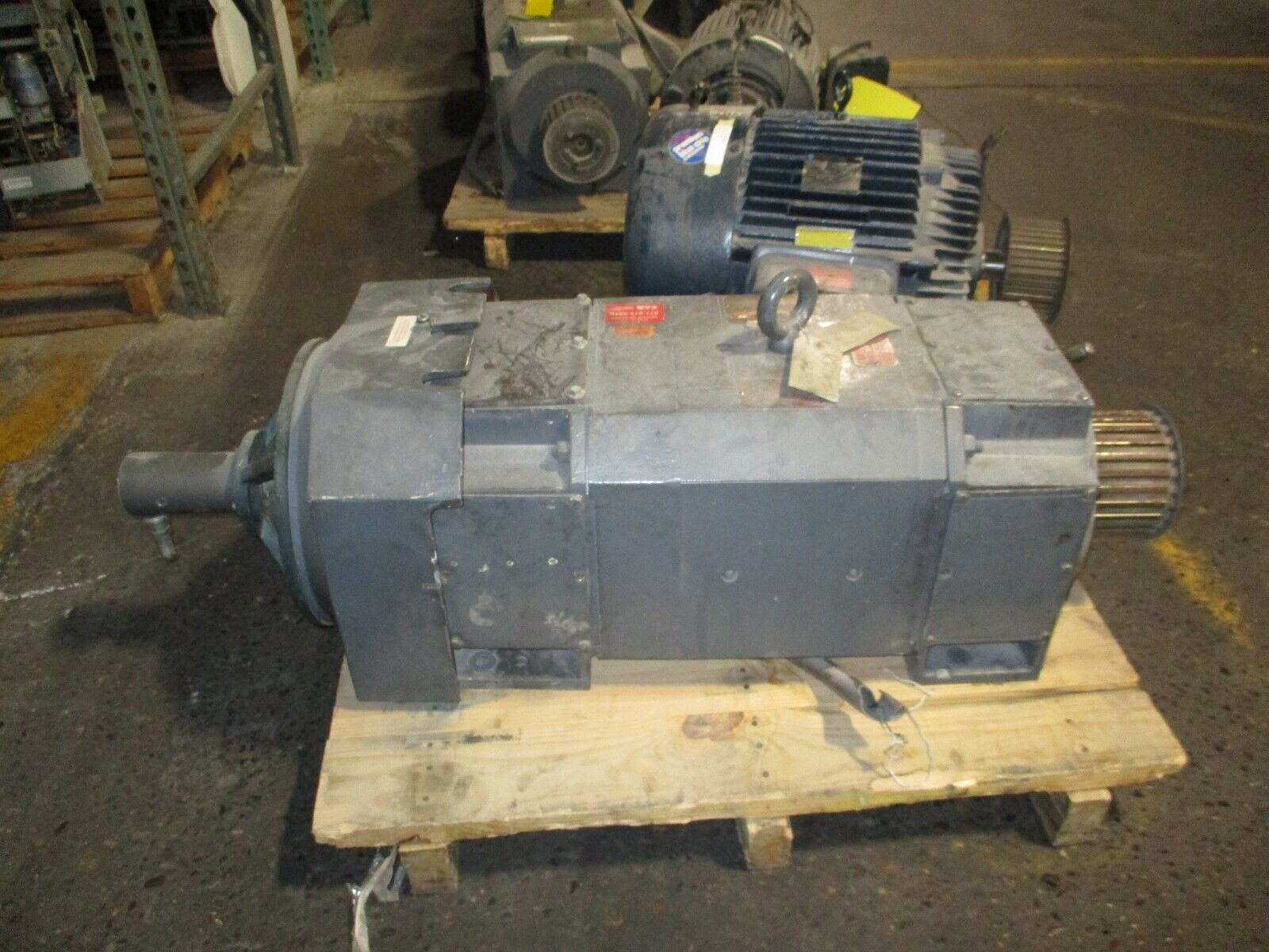 Reliance DC Motor 40HP 1800 500V 65A Used