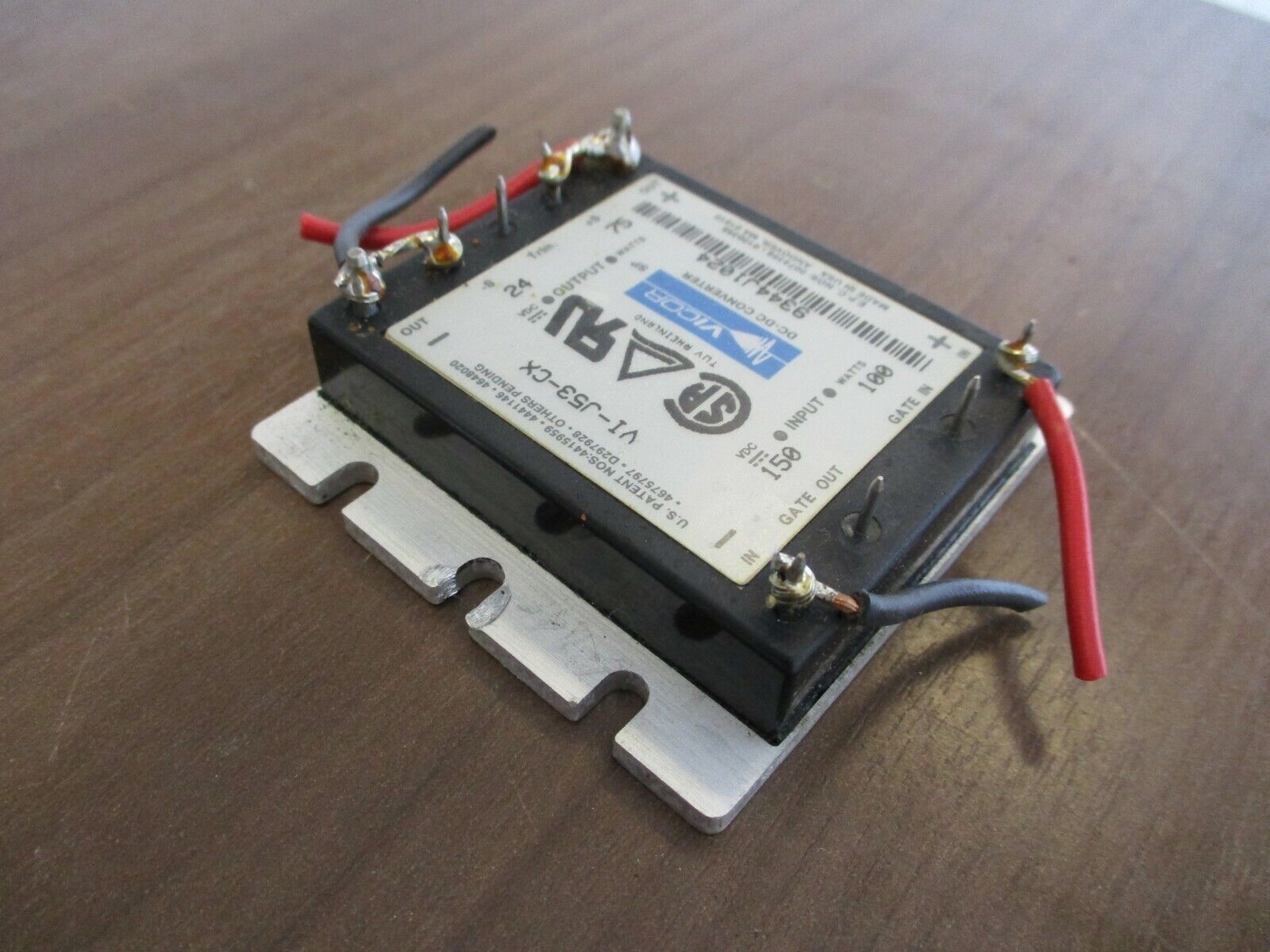 Vicor DC-DC Converter VI-J53-CX Input: 150VDC 100W Output: 24VDC 75W Used