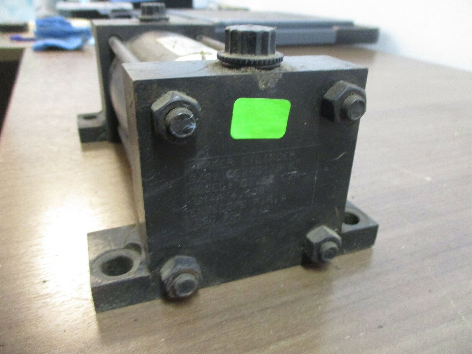 RWC Air Cylinder 8895-10-104 250PSI Used