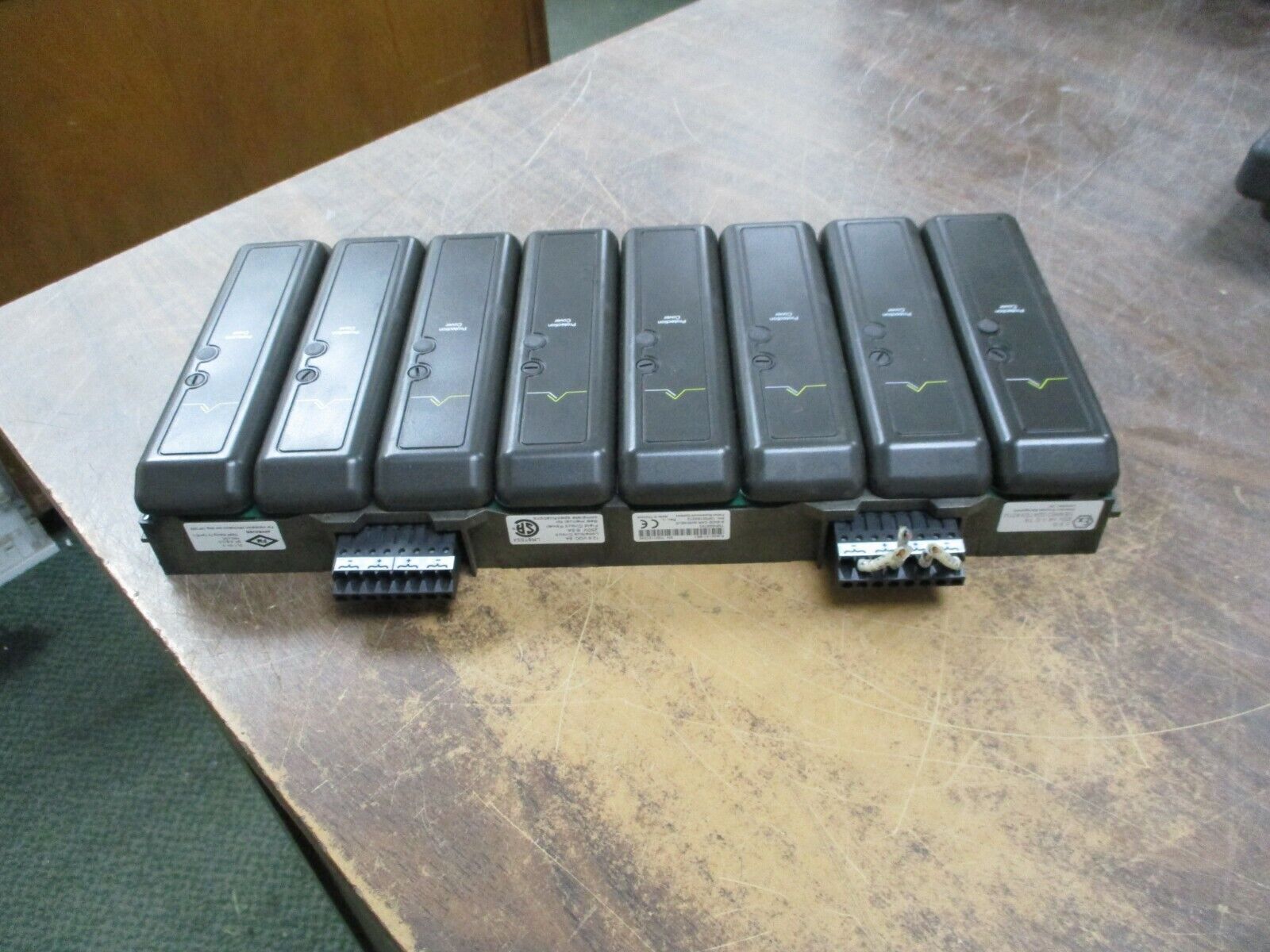 Emerson KJ4001X1-BE1 8-Wide Carrier 12P0818X072 Rev L Localbus:12.6VDC, 8A Used