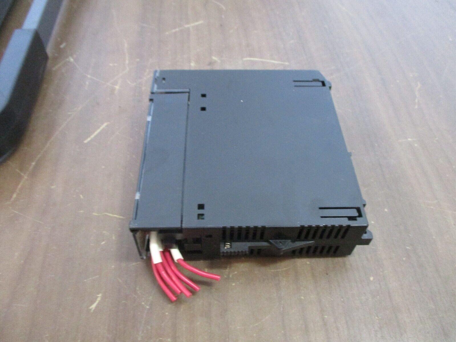 GE Fanuc Output Module IC693MDL740F 12/24VDC 0.5A 16PT. POS Used